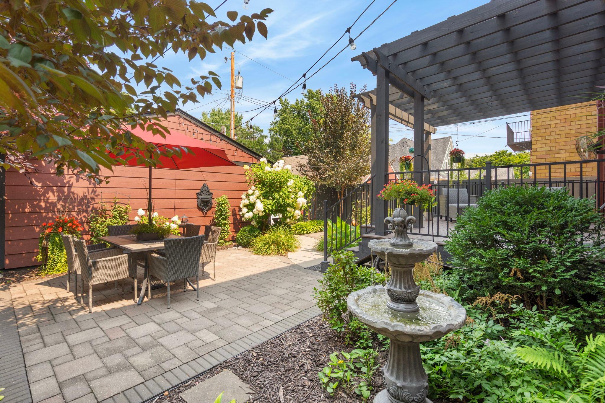 View of Residential at 847 Ashland Avenue, Saint Paul MN 55104, Saint Paul (7 of 61) - Mike Wilen | Minnesota Team Real Estate