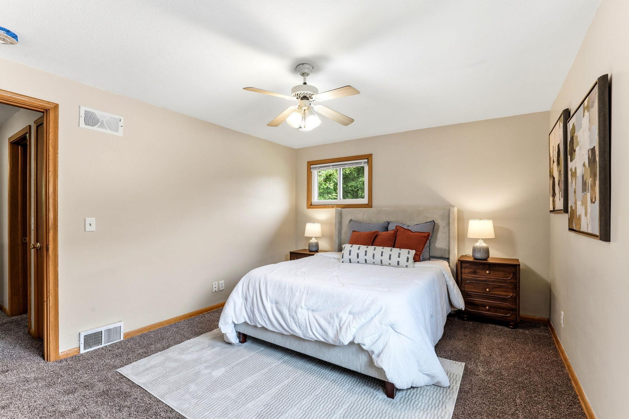 View of Residential Income at 6218 France Avenue, Edina MN 55410, Edina (40 of 68) - Mike Wilen | Minnesota Team Real Estate