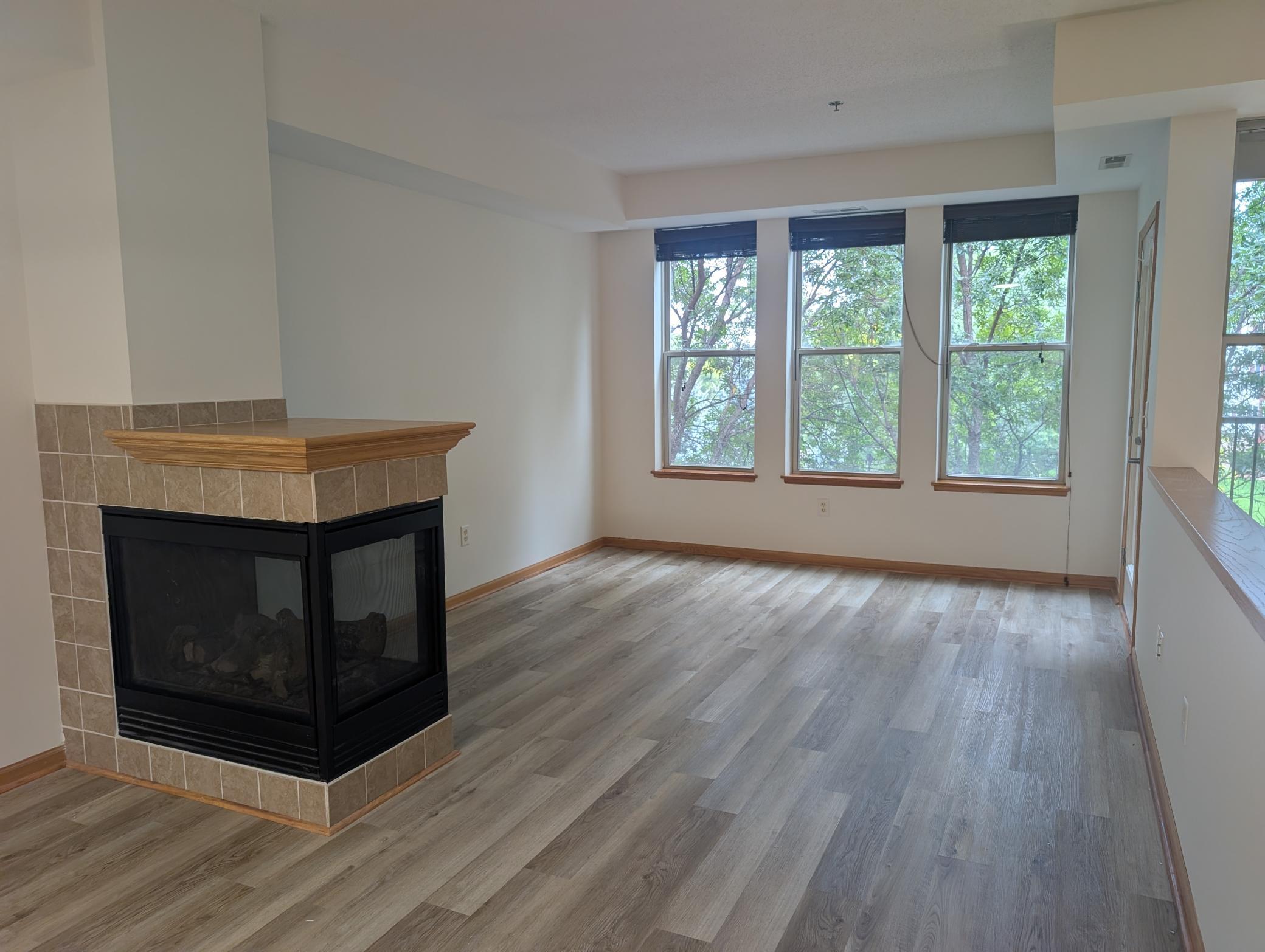 View of (CC) Low Rise (3- Levels) at 150 Burnsville Parkway, Burnsville - Mike Wilen | Minnesota Team Real Estate