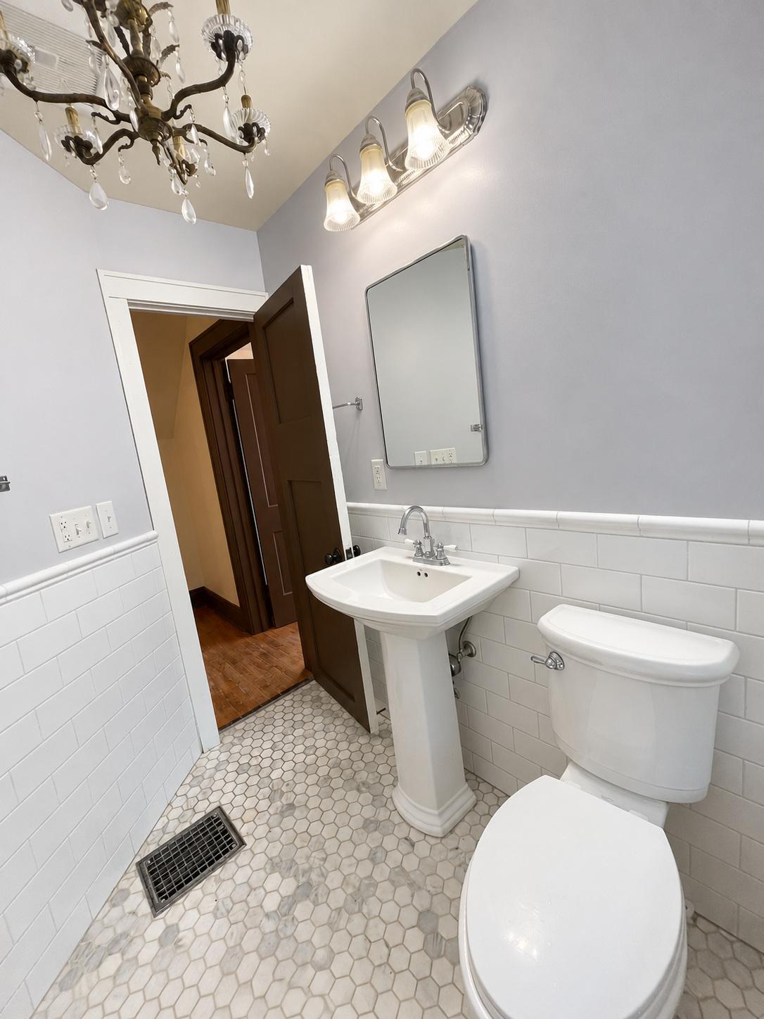 View of Residential at 412 Lafond Avenue, Saint Paul MN 55103, Saint Paul (24 of 27) - Mike Wilen | Minnesota Team Real Estate