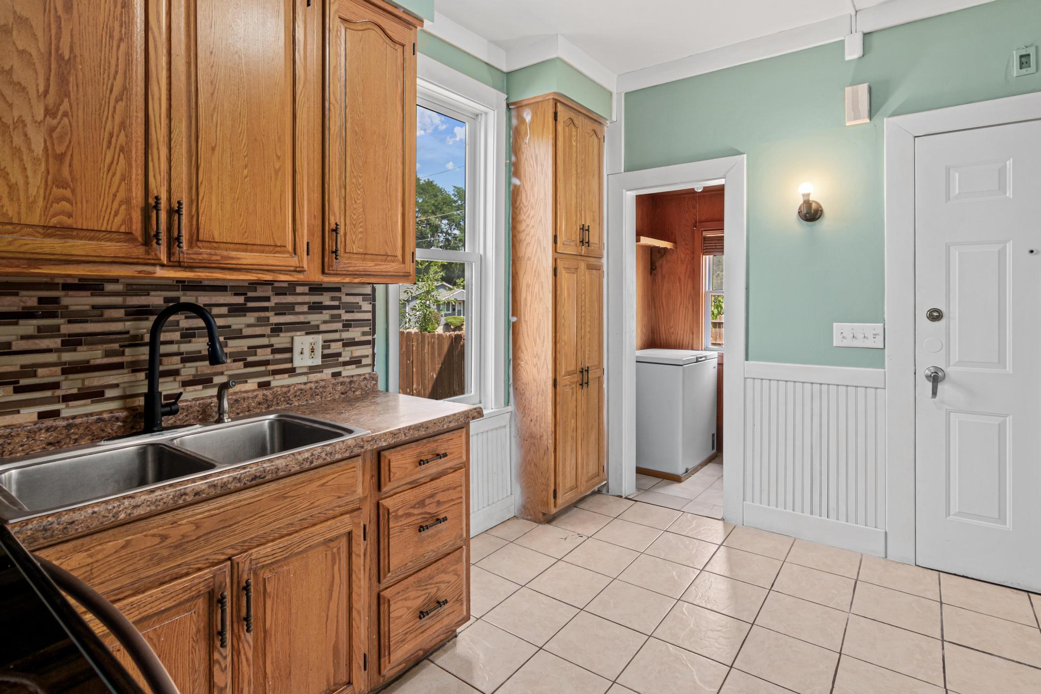 View of Residential at 1288 Edgerton Street, Saint Paul MN 55130, Saint Paul (7 of 25) - Mike Wilen | Minnesota Team Real Estate