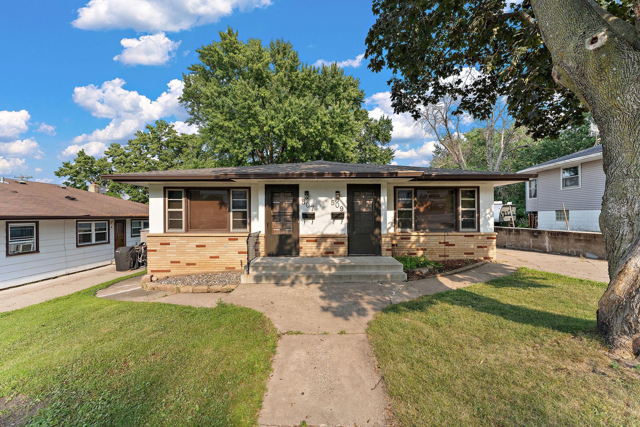 View of Residential Income at 507 10th Avenue, South Saint Paul MN 55075, South Saint Paul - Mike Wilen | Minnesota Team Real Estate