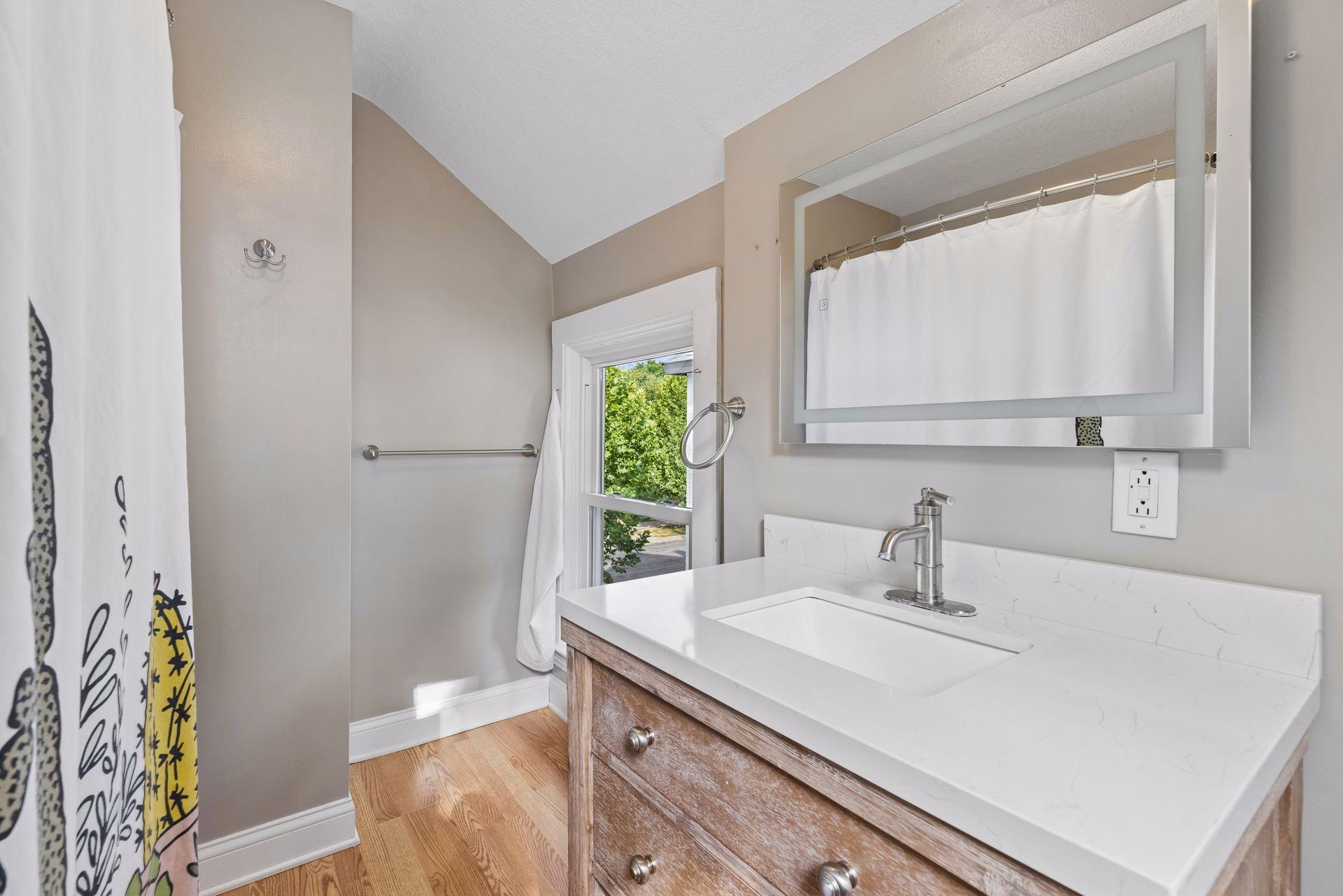 View of Residential at 420 Daly Street, Saint Paul MN 55102, Saint Paul (36 of 55) - Mike Wilen | Minnesota Team Real Estate