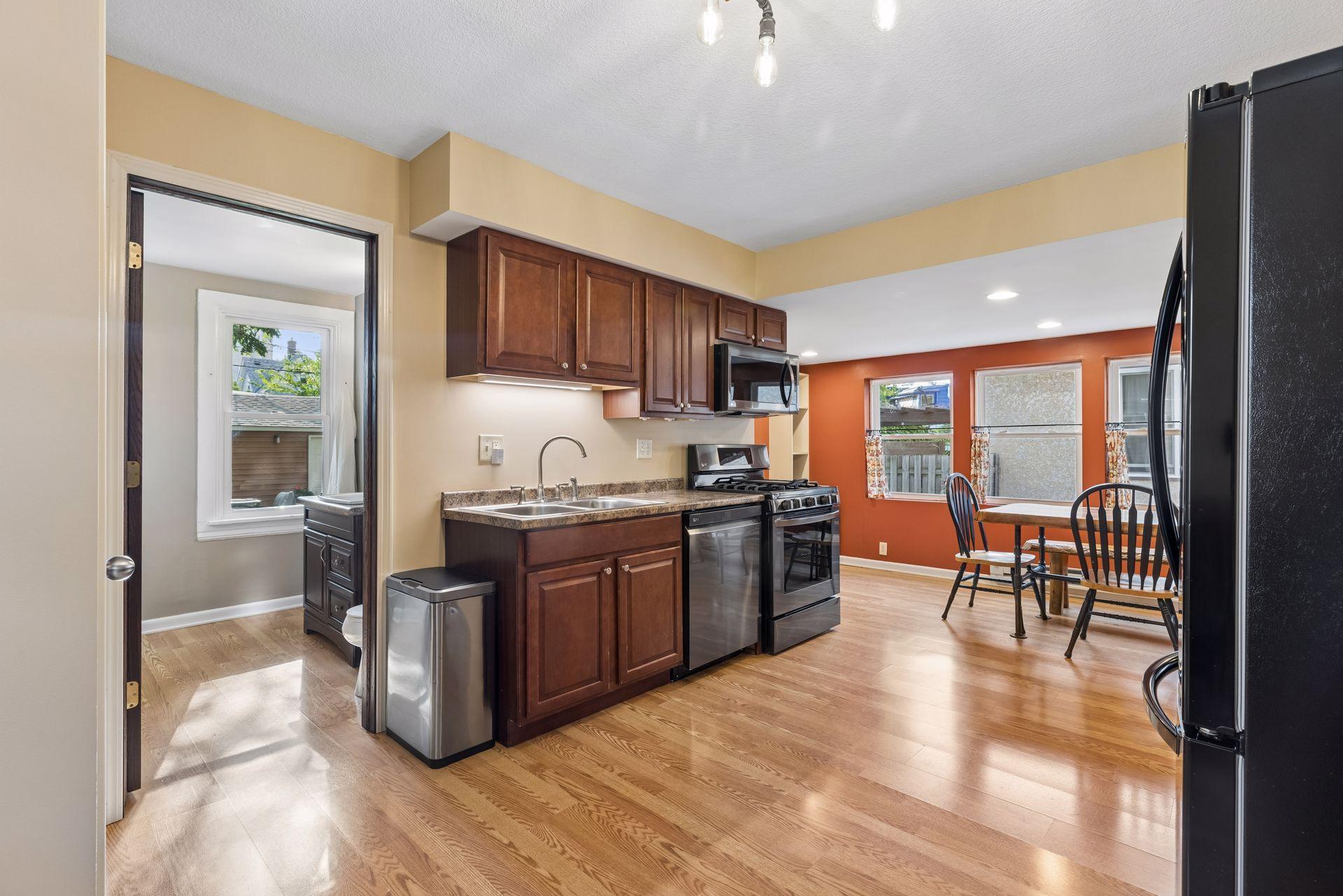 View of Residential at 420 Daly Street, Saint Paul MN 55102, Saint Paul (22 of 55) - Mike Wilen | Minnesota Team Real Estate