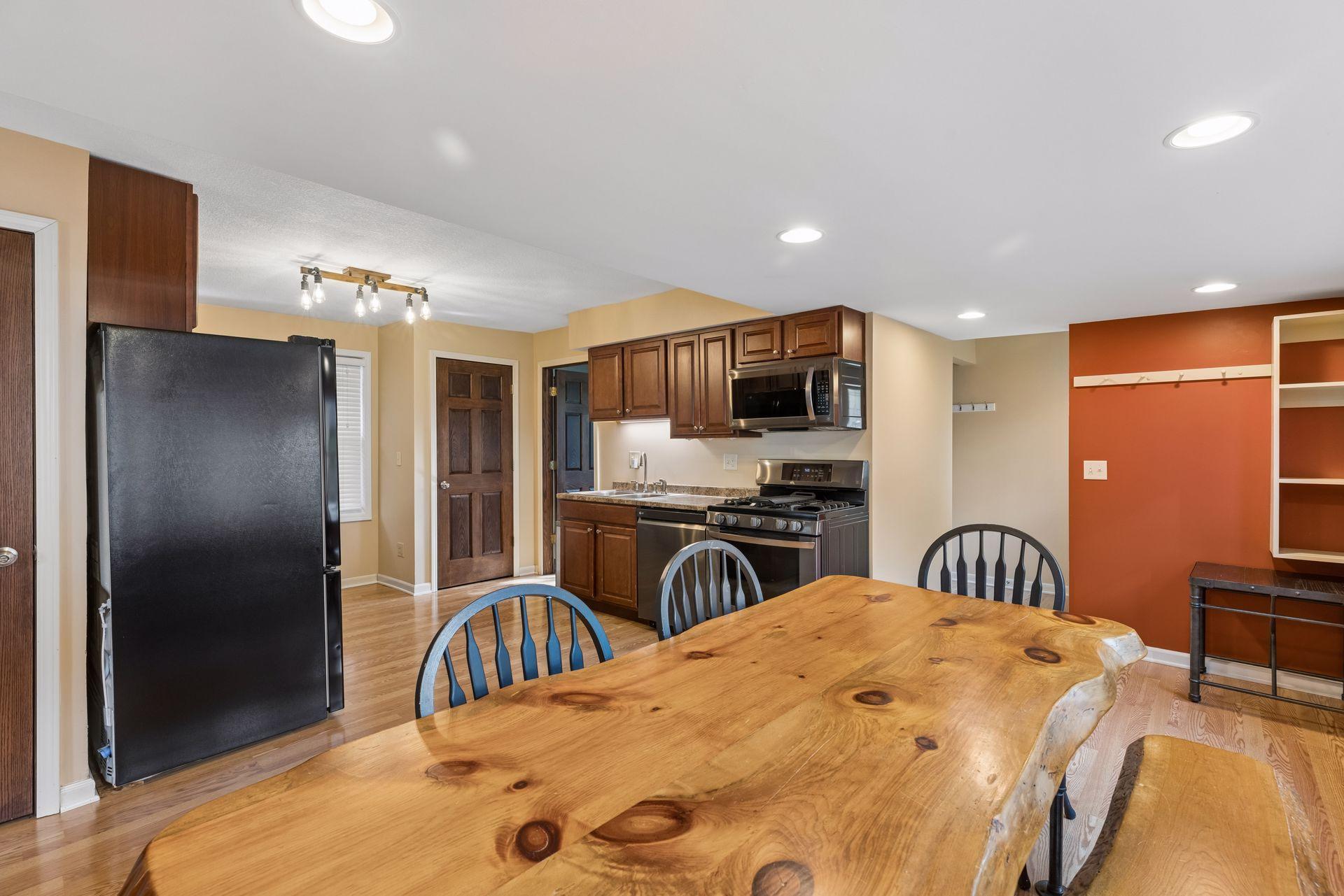 View of Residential at 420 Daly Street, Saint Paul MN 55102, Saint Paul (16 of 55) - Mike Wilen | Minnesota Team Real Estate