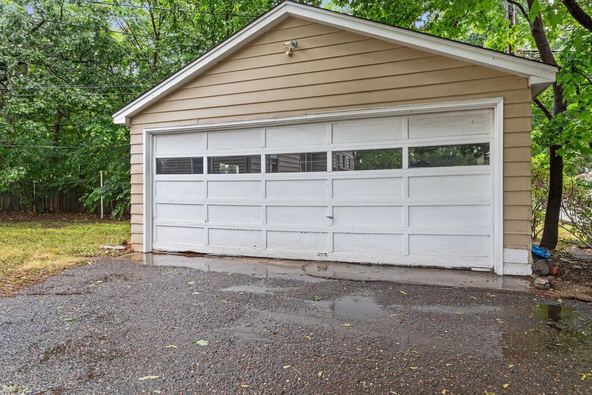 View of Residential Income at 2249 Louisiana Avenue, Saint Louis Park MN 55426, Saint Louis Park (3 of 15) - Mike Wilen | Minnesota Team Real Estate