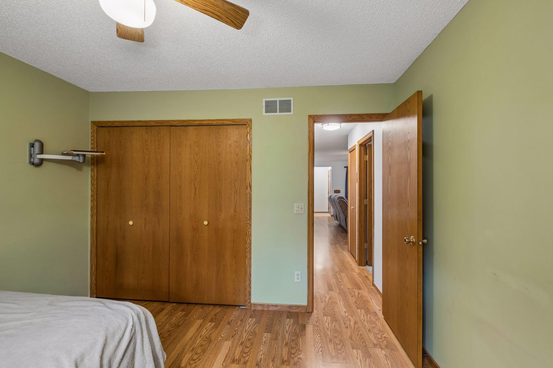 View of Residential at 14324 Glenda Drive, Apple Valley MN 55124, Apple Valley (17 of 20) - Mike Wilen | Minnesota Team Real Estate