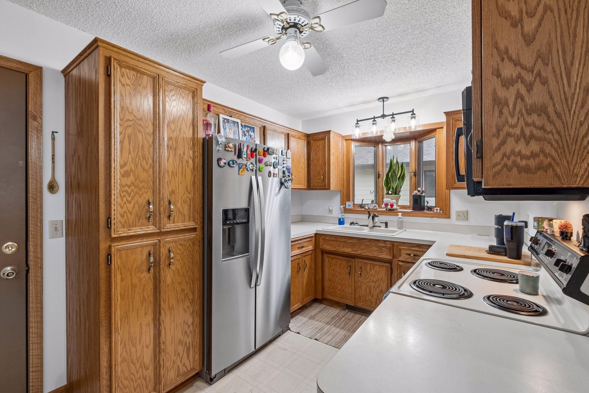 View of Residential at 14324 Glenda Drive, Apple Valley MN 55124, Apple Valley (12 of 20) - Mike Wilen | Minnesota Team Real Estate