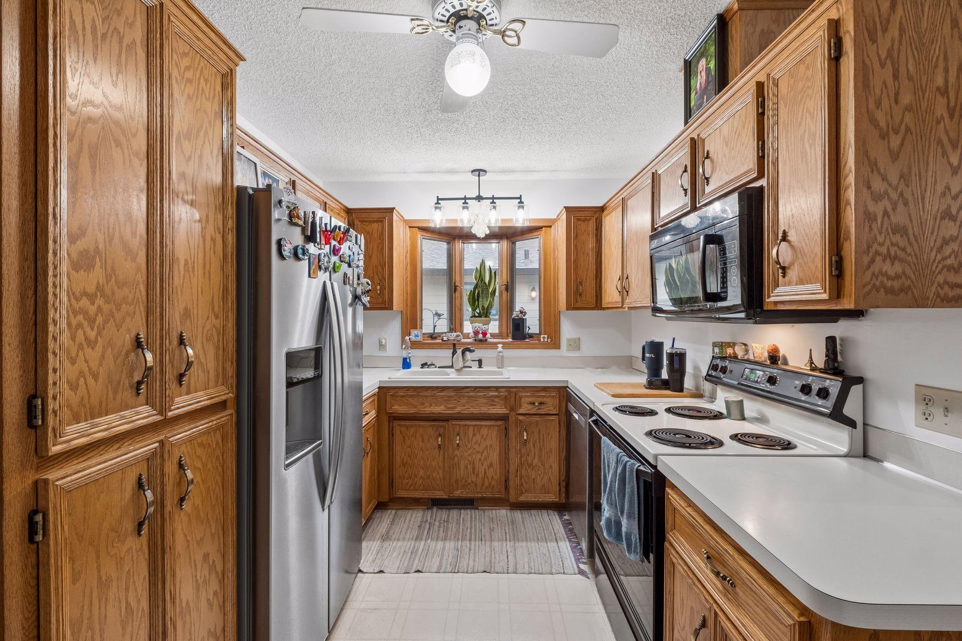 View of Residential at 14324 Glenda Drive, Apple Valley MN 55124, Apple Valley (11 of 20) - Mike Wilen | Minnesota Team Real Estate