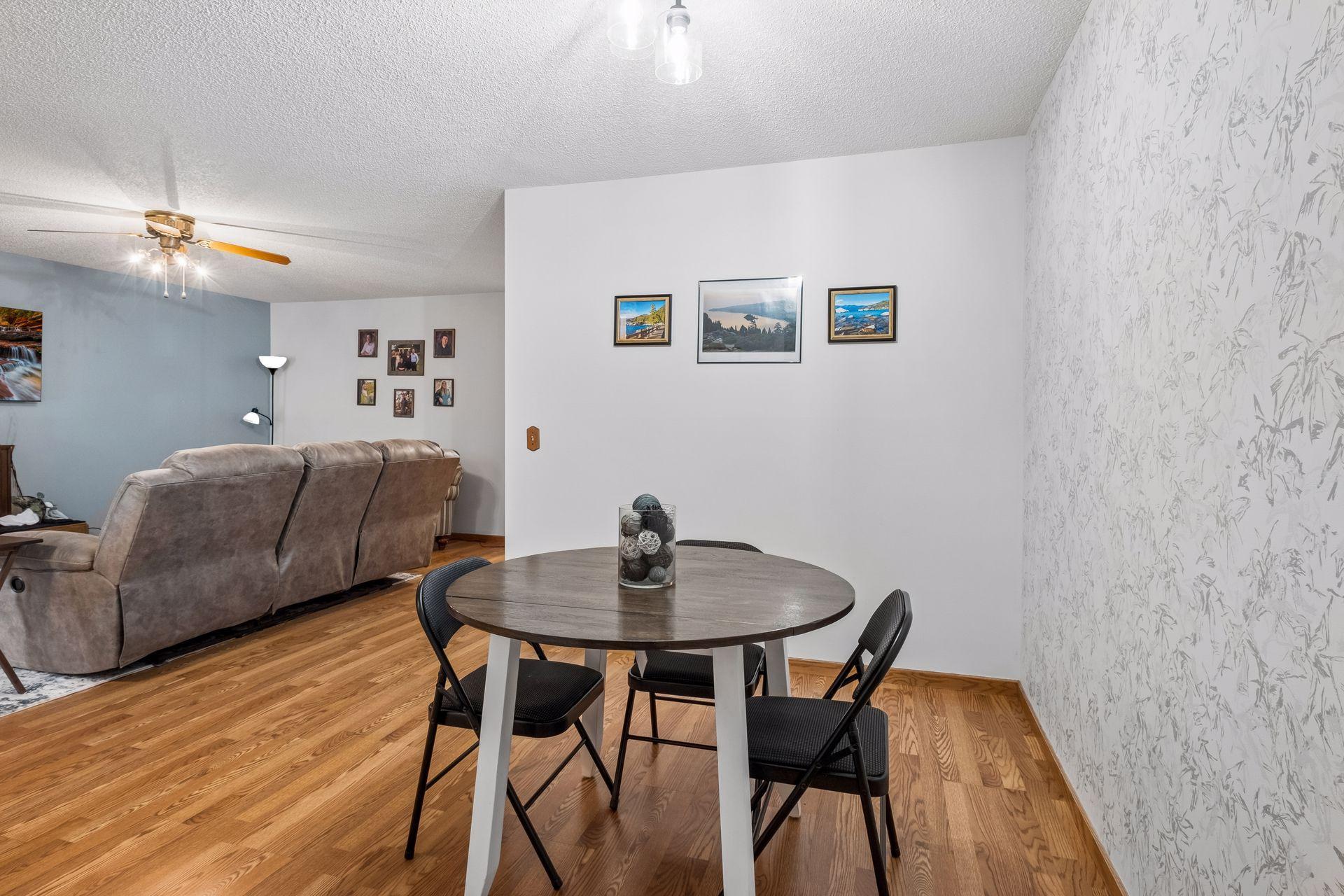 View of Residential at 14324 Glenda Drive, Apple Valley MN 55124, Apple Valley (9 of 20) - Mike Wilen | Minnesota Team Real Estate