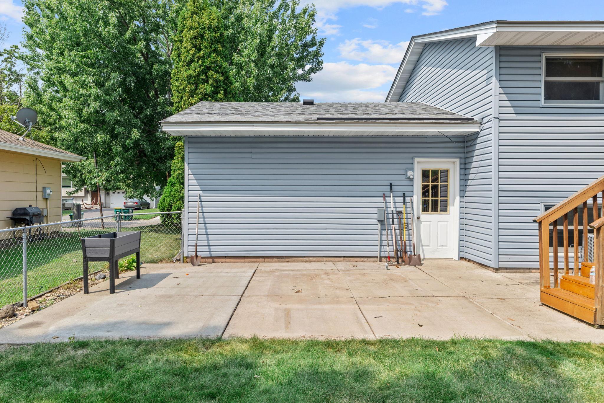 View of Residential at 3501 84th Circle, Brooklyn Park MN 55443, Brooklyn Park (17 of 19) - Mike Wilen | Minnesota Team Real Estate