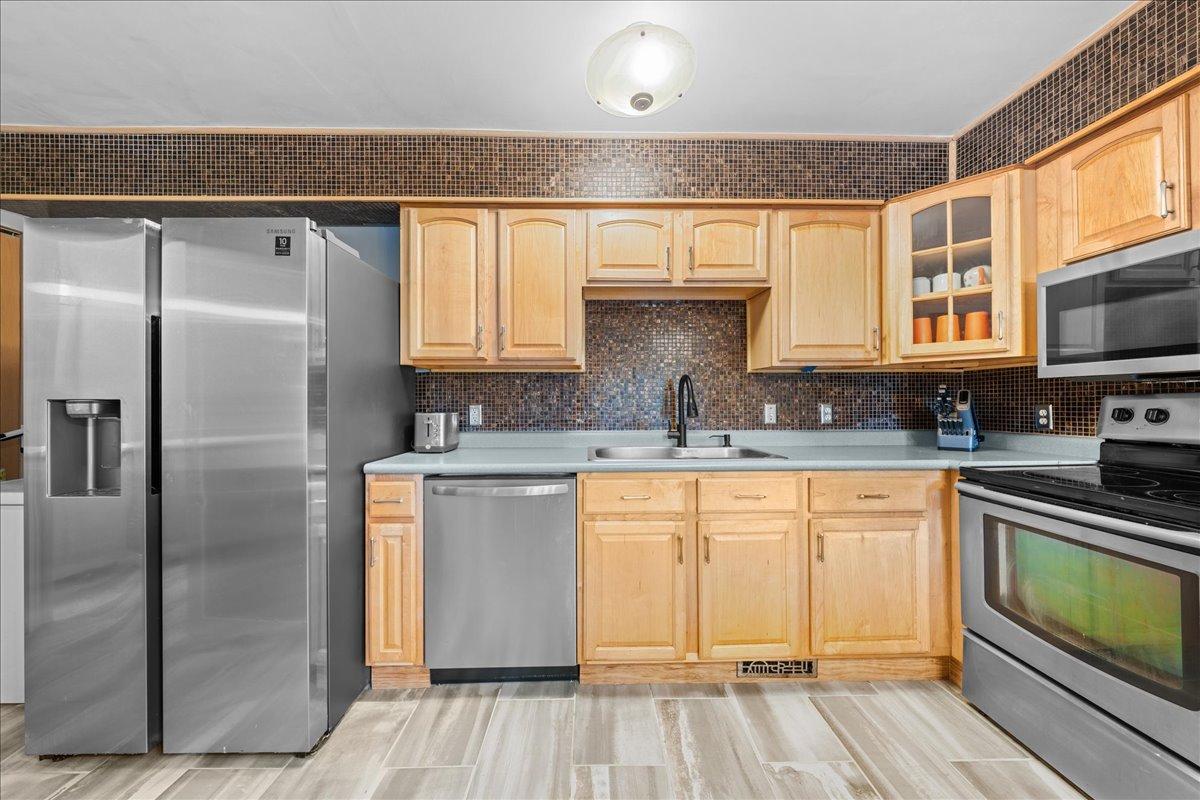 View of Residential at 3550 Cloman Way, Inver Grove Heights MN 55076, Inver Grove Heights (8 of 22) - Mike Wilen | Minnesota Team Real Estate
