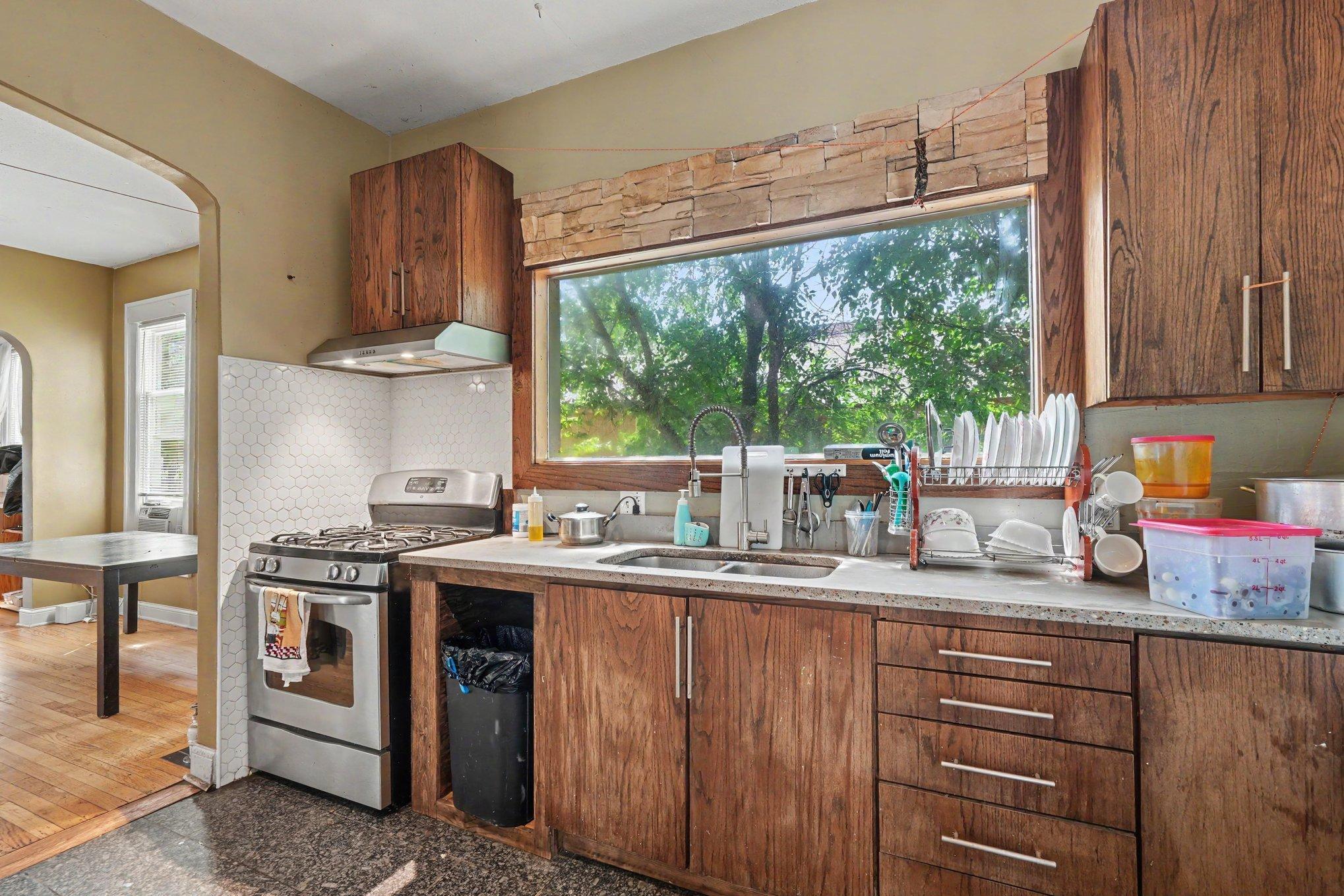 View of Residential Income at 3620 3rd Avenue, Minneapolis MN 55409, Minneapolis (6 of 33) - Mike Wilen | Minnesota Team Real Estate