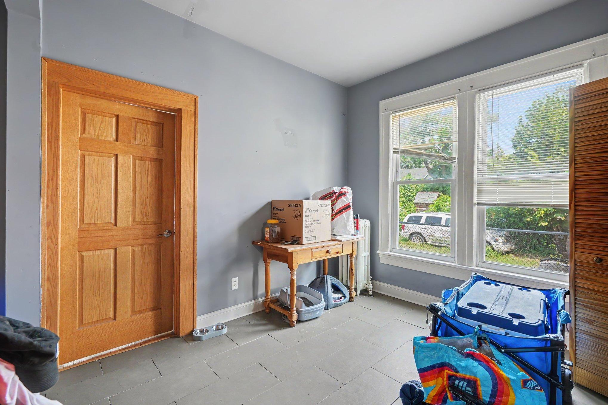 View of Residential Income at 3620 3rd Avenue, Minneapolis MN 55409, Minneapolis (9 of 33) - Mike Wilen | Minnesota Team Real Estate