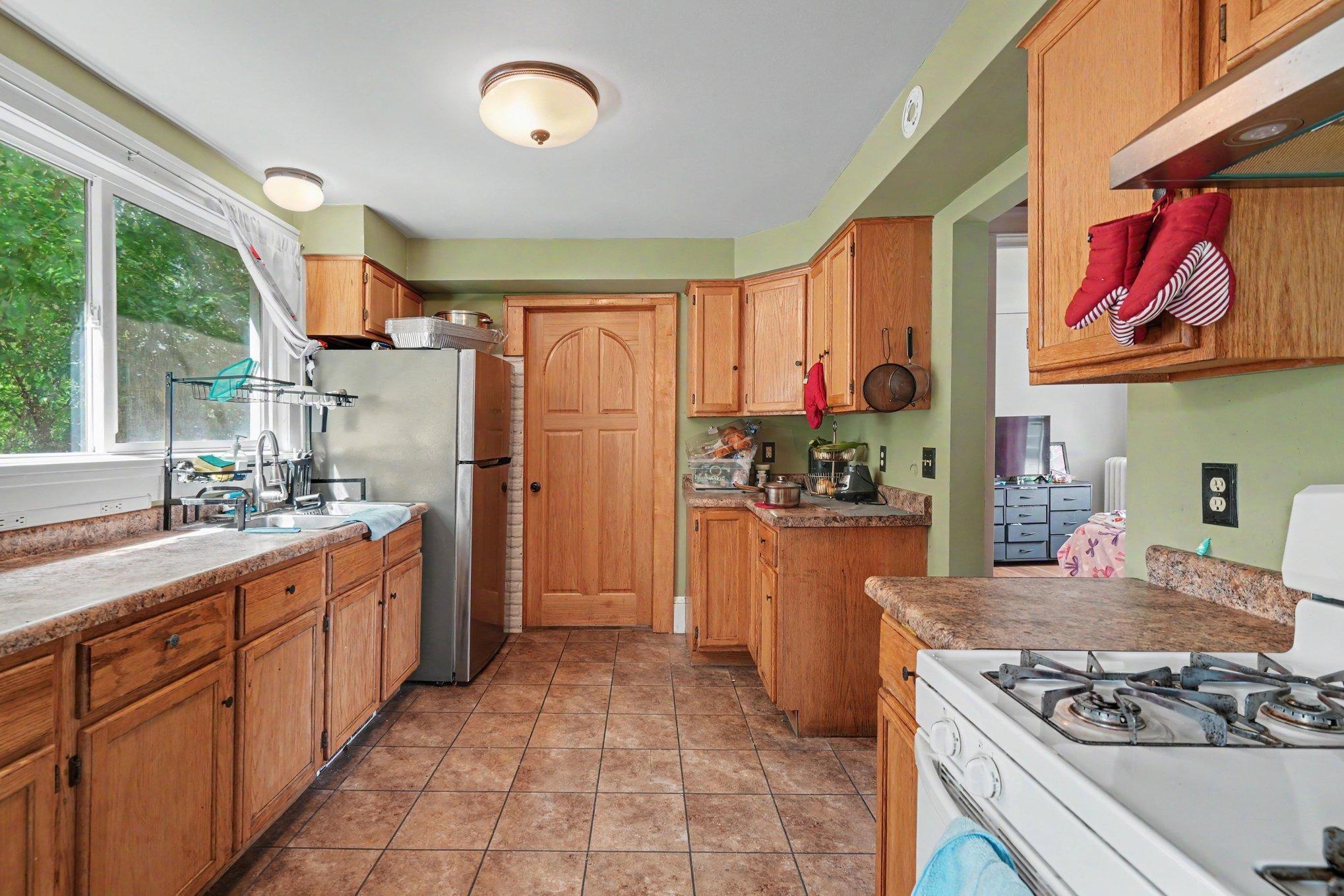 View of Residential Income at 3620 3rd Avenue, Minneapolis MN 55409, Minneapolis (13 of 33) - Mike Wilen | Minnesota Team Real Estate