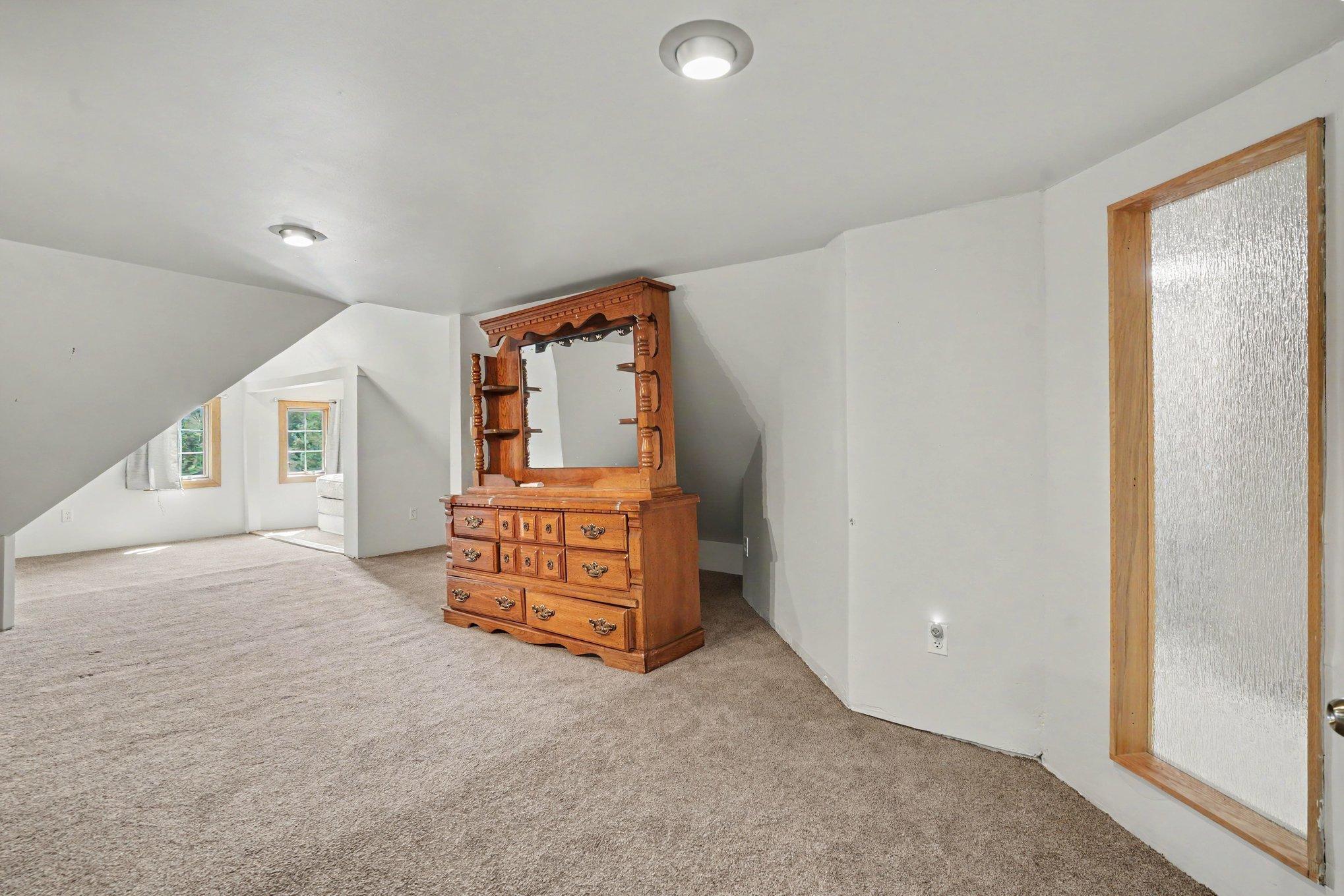 View of Residential Income at 3620 3rd Avenue, Minneapolis MN 55409, Minneapolis (25 of 33) - Mike Wilen | Minnesota Team Real Estate