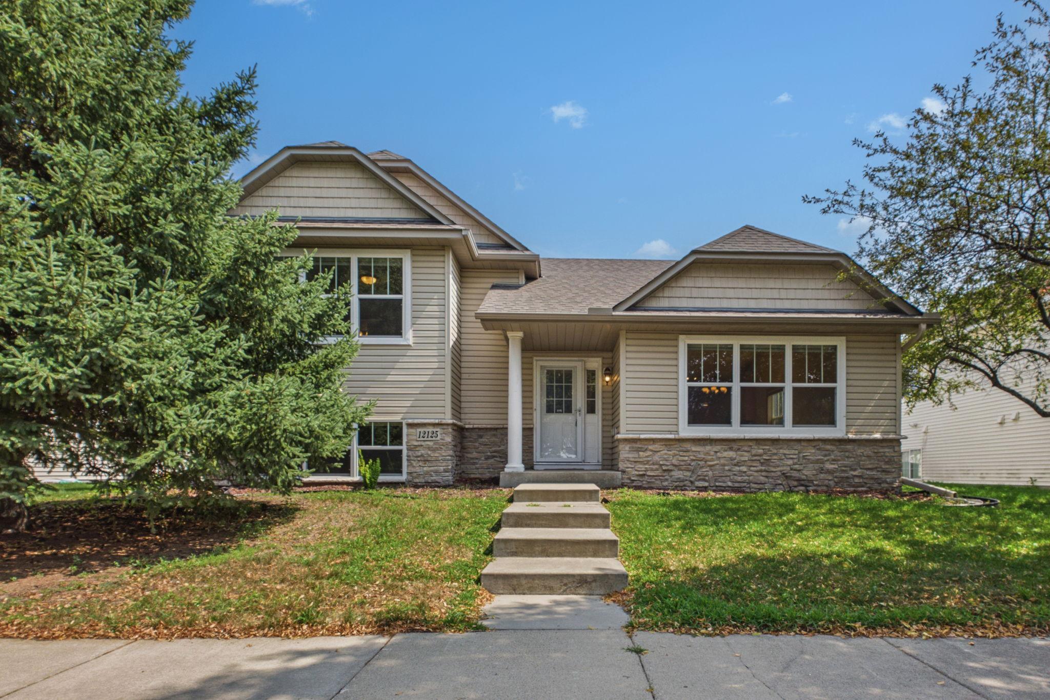 View of Residential at 12125 Bataan Street, Blaine MN 55449, Blaine (20 of 21) - Mike Wilen | Minnesota Team Real Estate