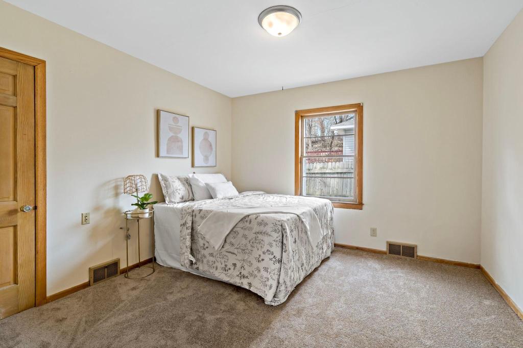 View of Residential at 825 Kansas Avenue, Saint Paul MN 55107, Saint Paul (9 of 15) - Mike Wilen | Minnesota Team Real Estate
