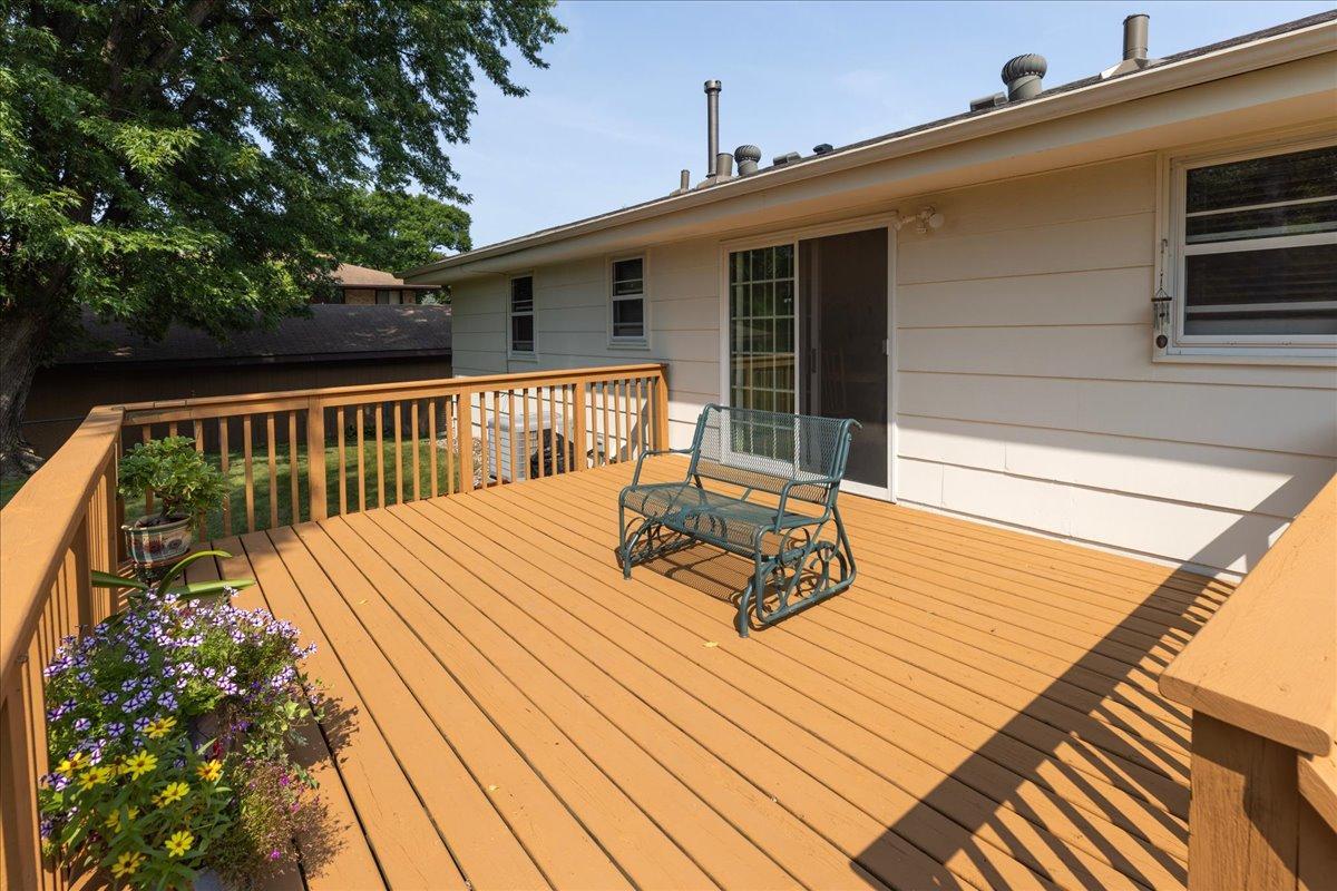 View of Residential at 10707 Chowen Circle, Bloomington MN 55431, Bloomington (26 of 40) - Mike Wilen | Minnesota Team Real Estate
