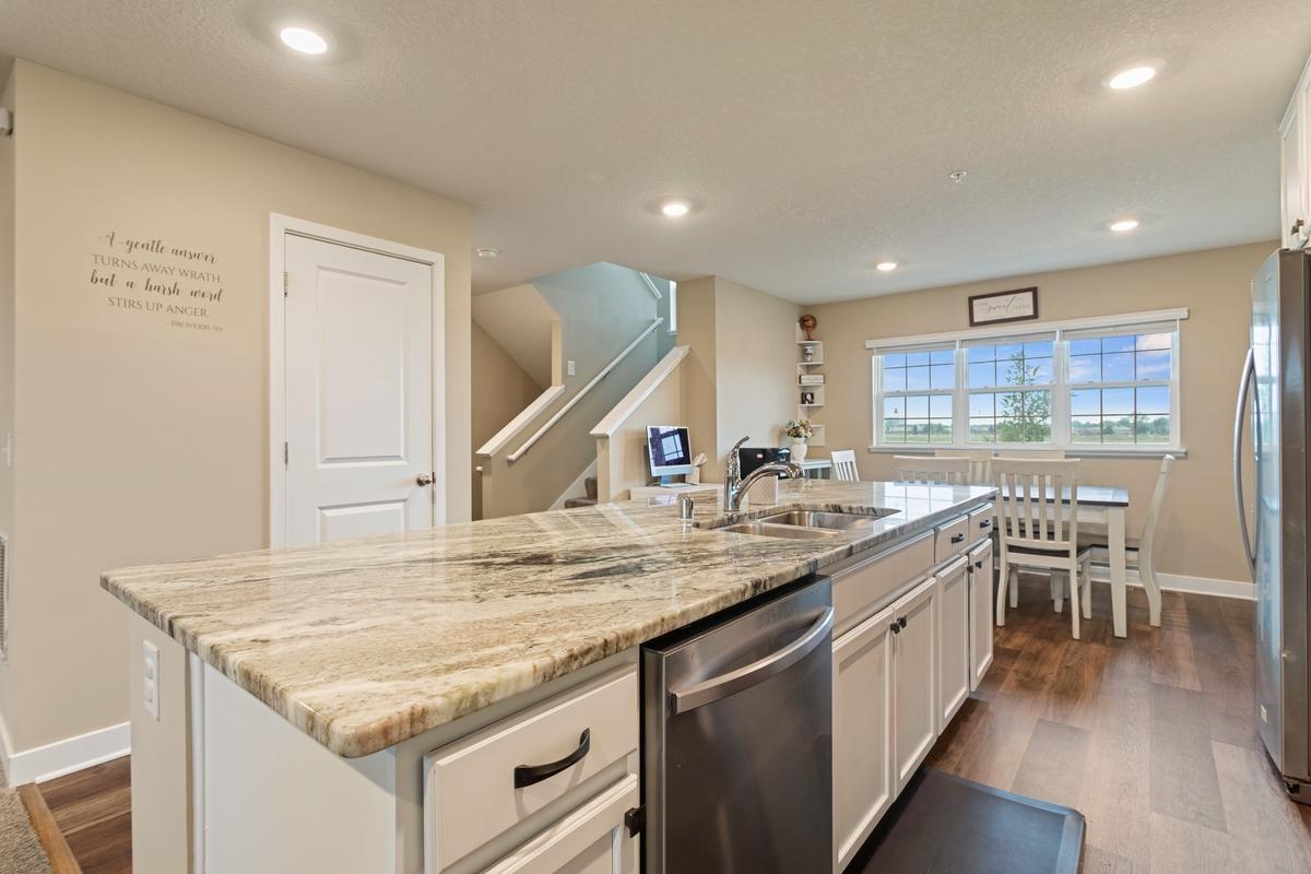 View of Residential at 5415 96th Avenue, Brooklyn Park MN 55443, Brooklyn Park (8 of 17) - Mike Wilen | Minnesota Team Real Estate