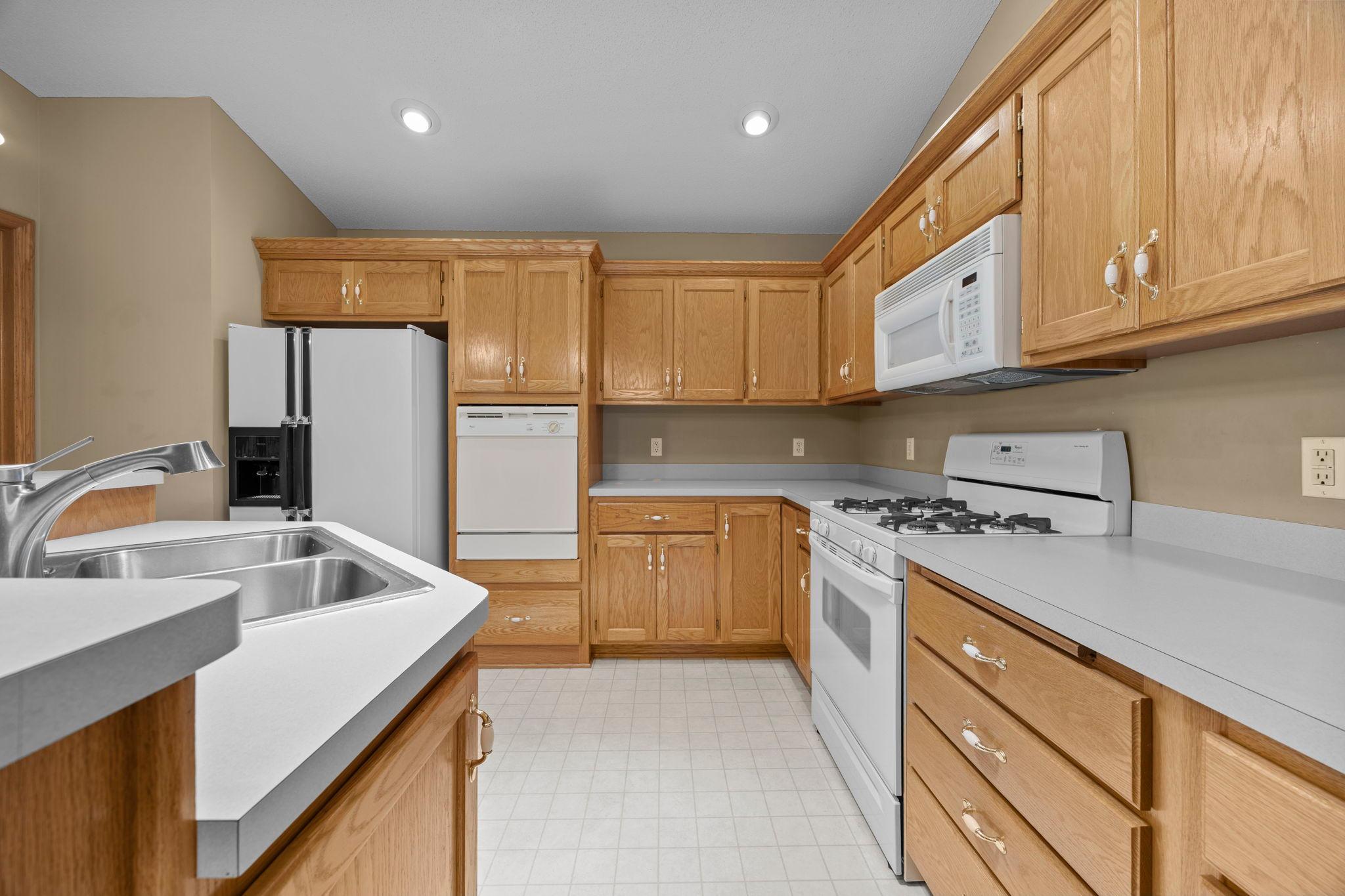 View of Residential at 2865 117th Avenue, Coon Rapids MN 55433, Coon Rapids (13 of 30) - Mike Wilen | Minnesota Team Real Estate