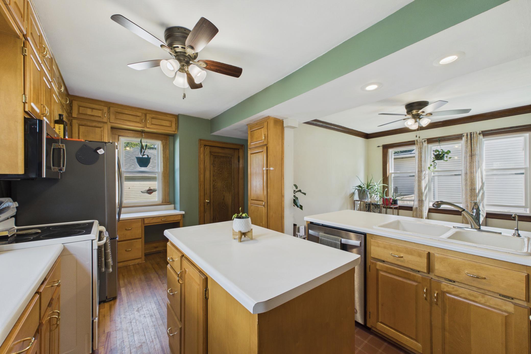 View of Residential at 1334 Searle Street, Saint Paul MN 55130, Saint Paul (10 of 24) - Mike Wilen | Minnesota Team Real Estate