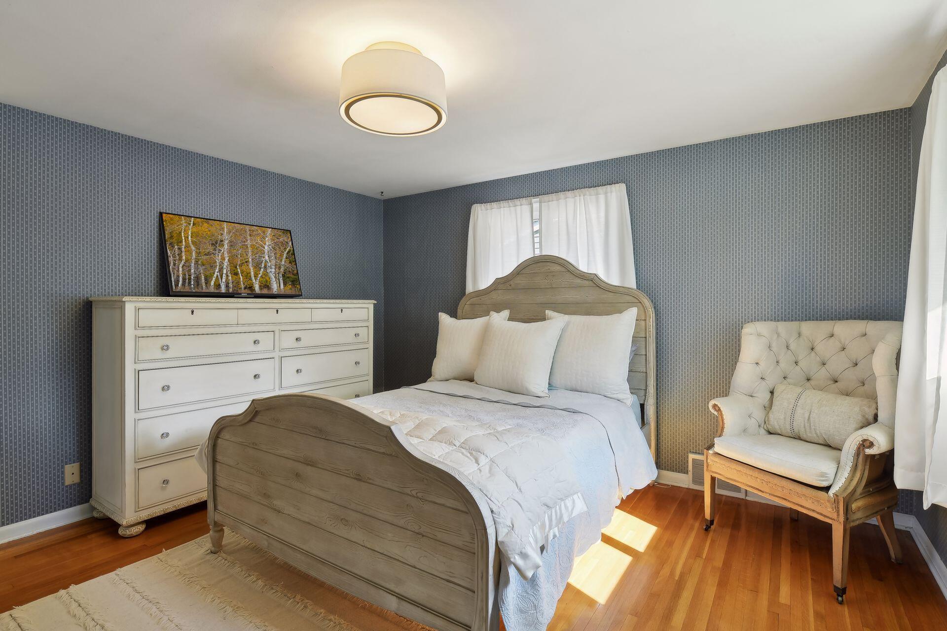 View of Residential at 4504 Rutledge Avenue, Edina MN 55436, Edina (17 of 27) - Mike Wilen | Minnesota Team Real Estate