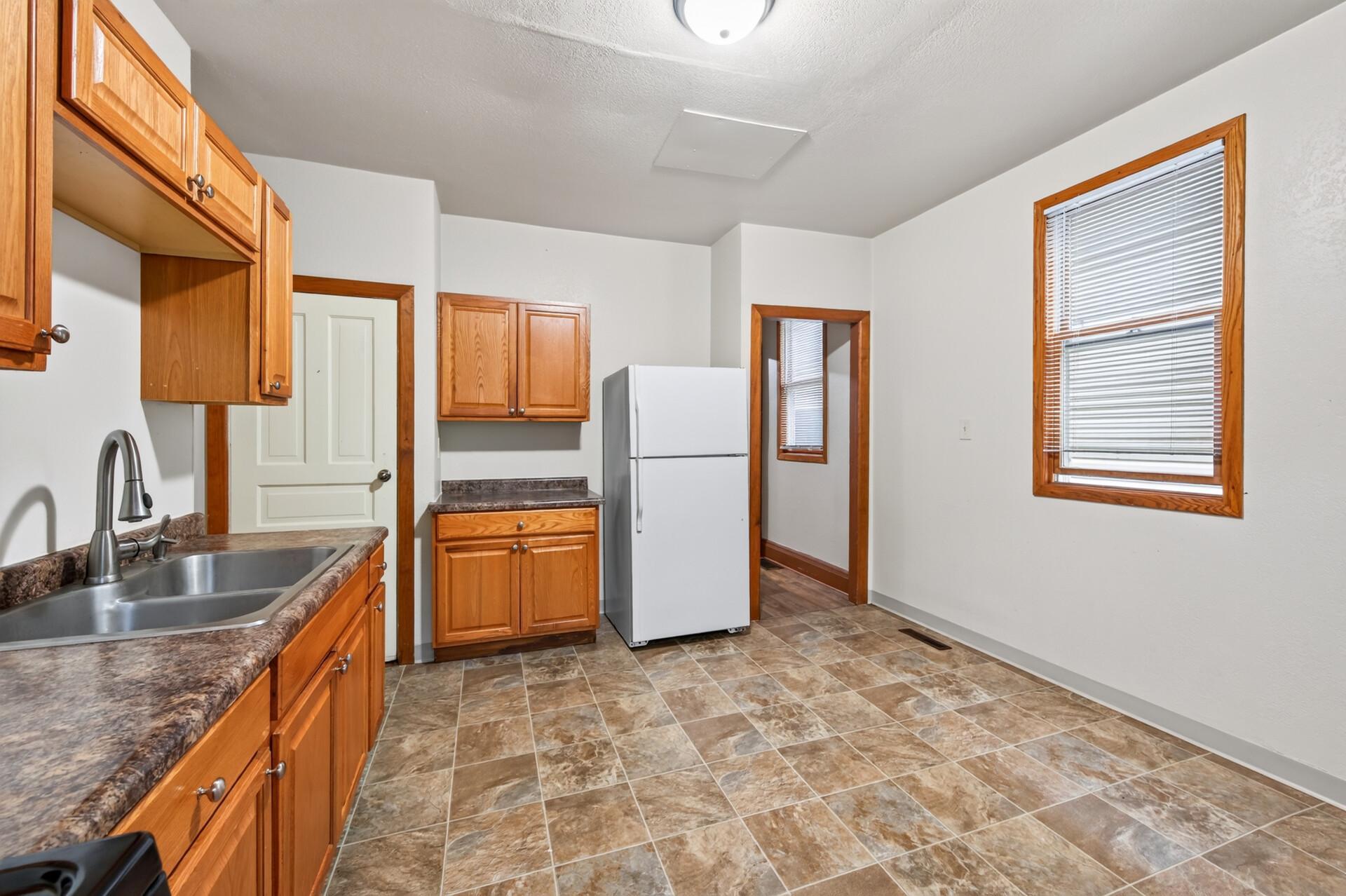 View of Residential Income at 446 Virginia Street, Saint Paul MN 55103, Saint Paul (37 of 50) - Mike Wilen | Minnesota Team Real Estate