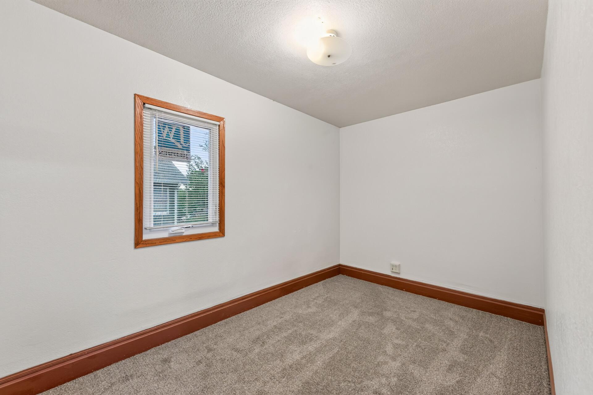 View of Residential Income at 446 Virginia Street, Saint Paul MN 55103, Saint Paul (21 of 50) - Mike Wilen | Minnesota Team Real Estate