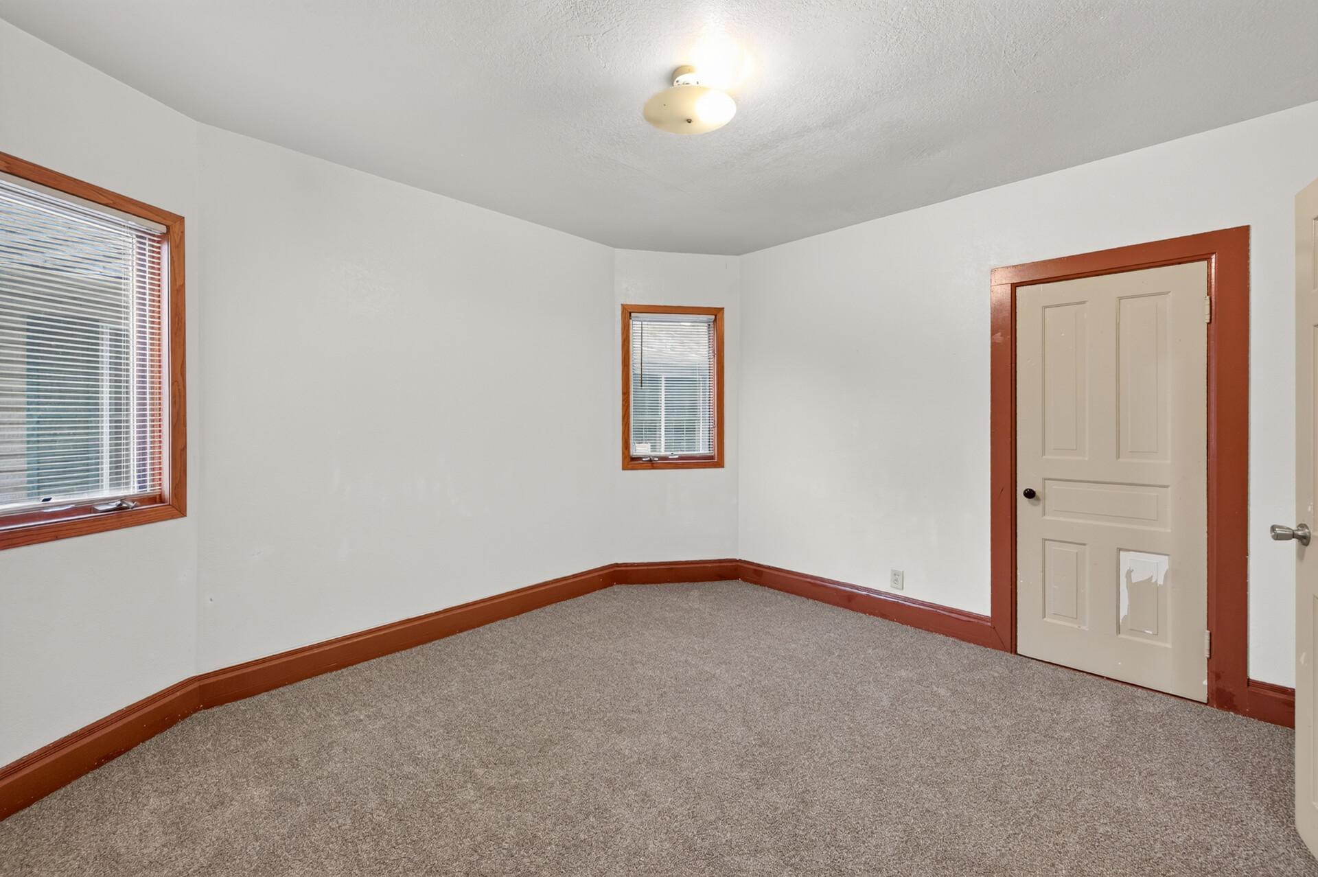 View of Residential Income at 446 Virginia Street, Saint Paul MN 55103, Saint Paul (19 of 50) - Mike Wilen | Minnesota Team Real Estate