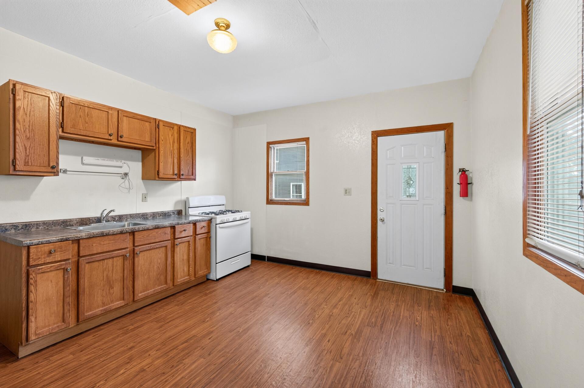 View of Residential Income at 446 Virginia Street, Saint Paul MN 55103, Saint Paul (11 of 50) - Mike Wilen | Minnesota Team Real Estate