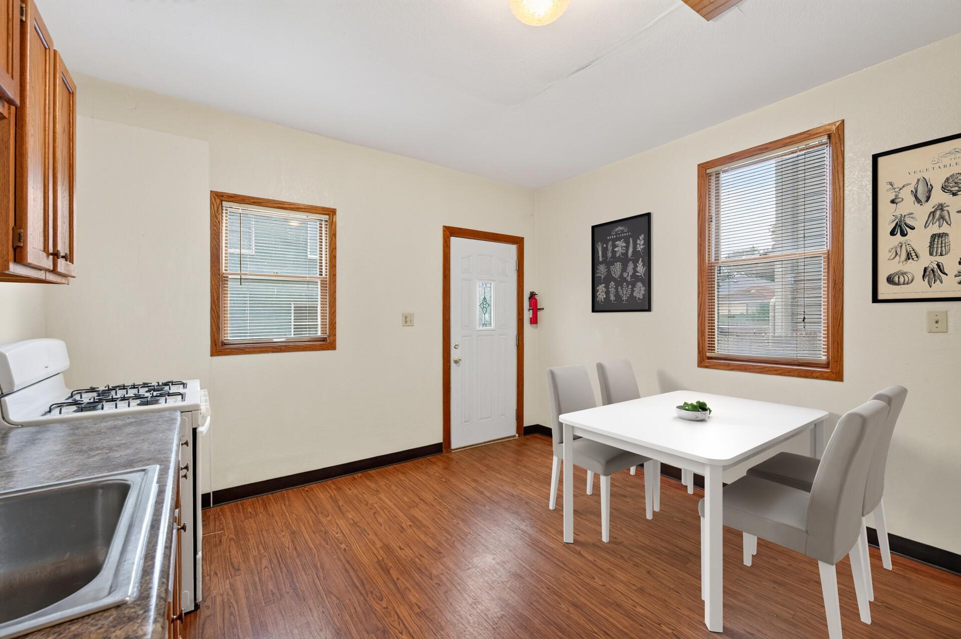 View of Residential Income at 446 Virginia Street, Saint Paul MN 55103, Saint Paul (14 of 50) - Mike Wilen | Minnesota Team Real Estate