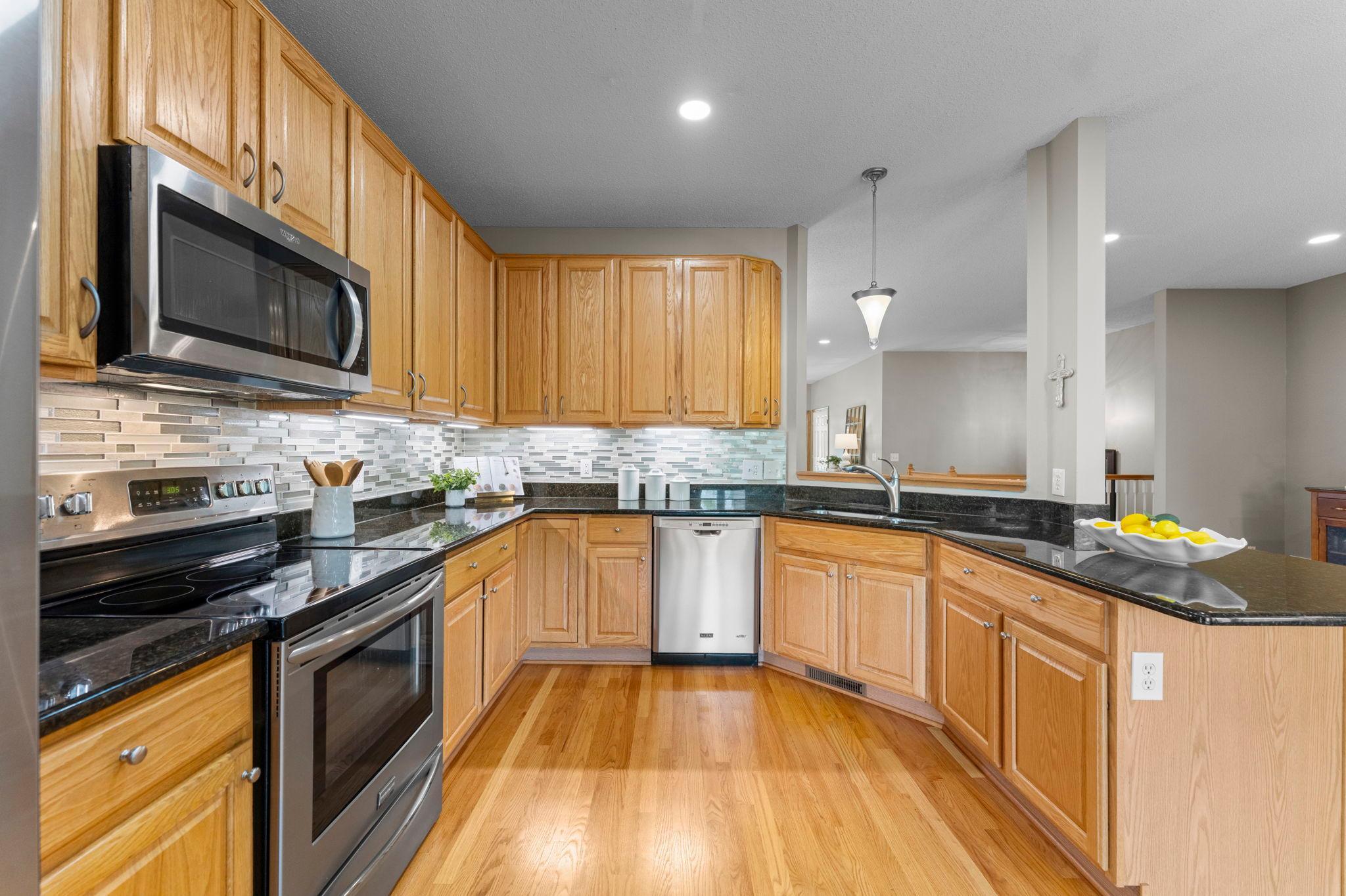 View of Residential at 19110 Inndale Drive, Lakeville MN 55044, Lakeville (15 of 37) - Mike Wilen | Minnesota Team Real Estate