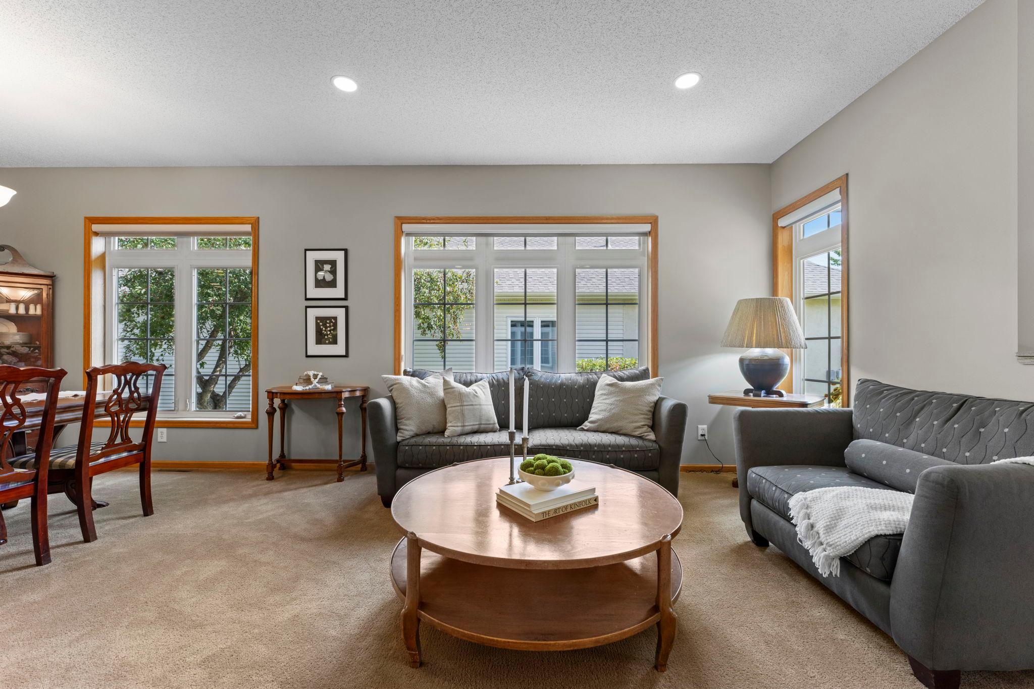 View of Residential at 19110 Inndale Drive, Lakeville MN 55044, Lakeville (10 of 37) - Mike Wilen | Minnesota Team Real Estate