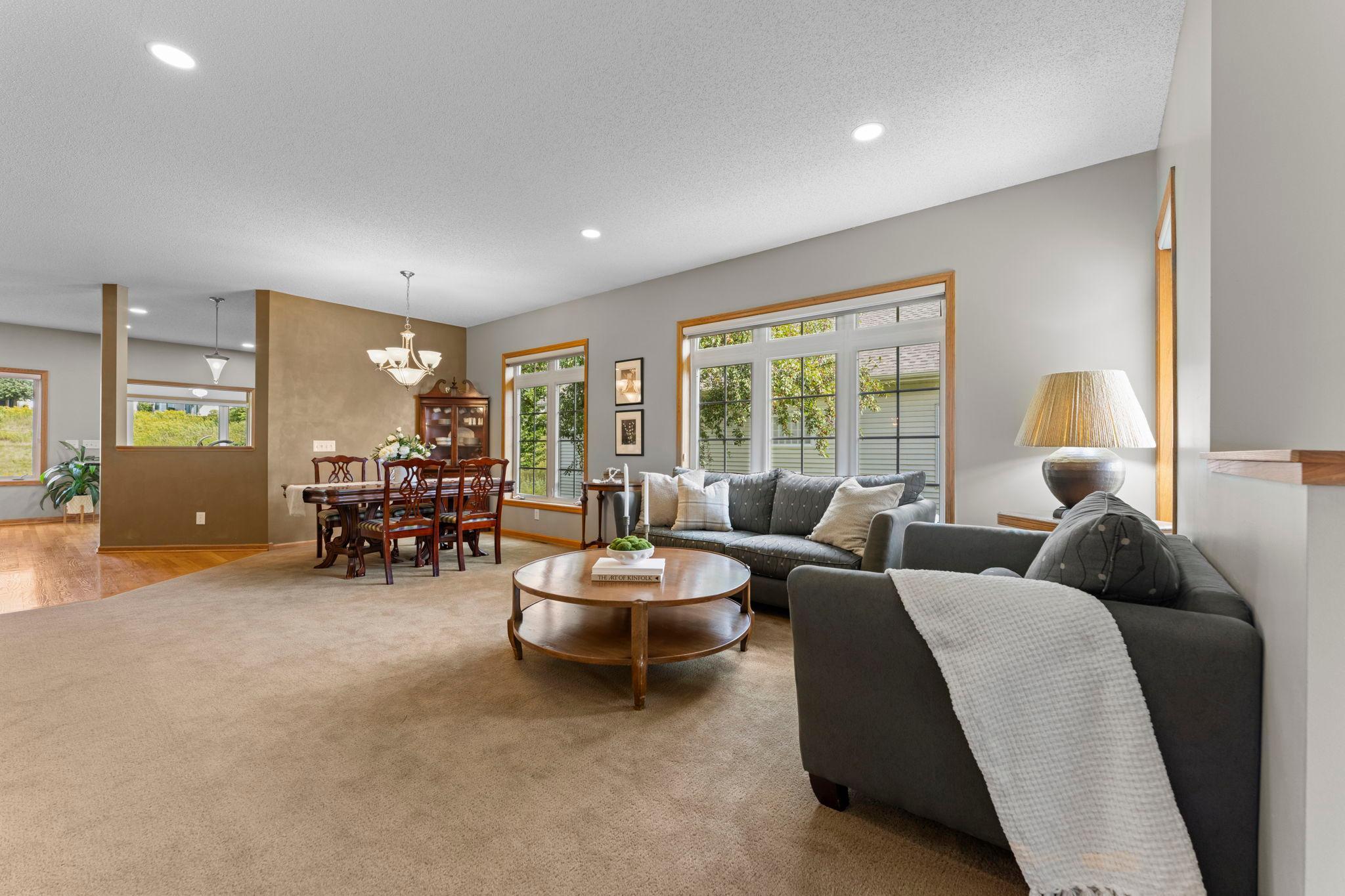 View of Residential at 19110 Inndale Drive, Lakeville MN 55044, Lakeville (4 of 37) - Mike Wilen | Minnesota Team Real Estate