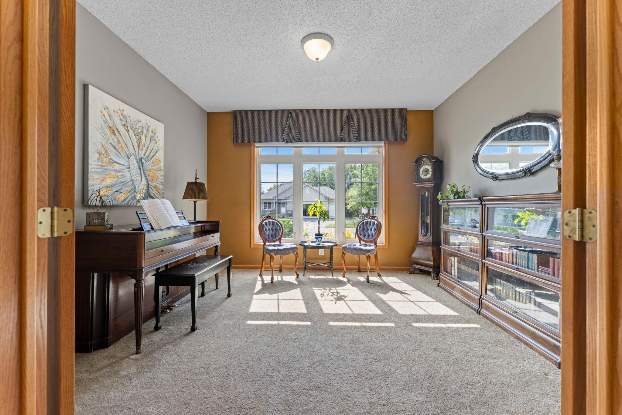 View of Residential at 19110 Inndale Drive, Lakeville MN 55044, Lakeville (7 of 37) - Mike Wilen | Minnesota Team Real Estate