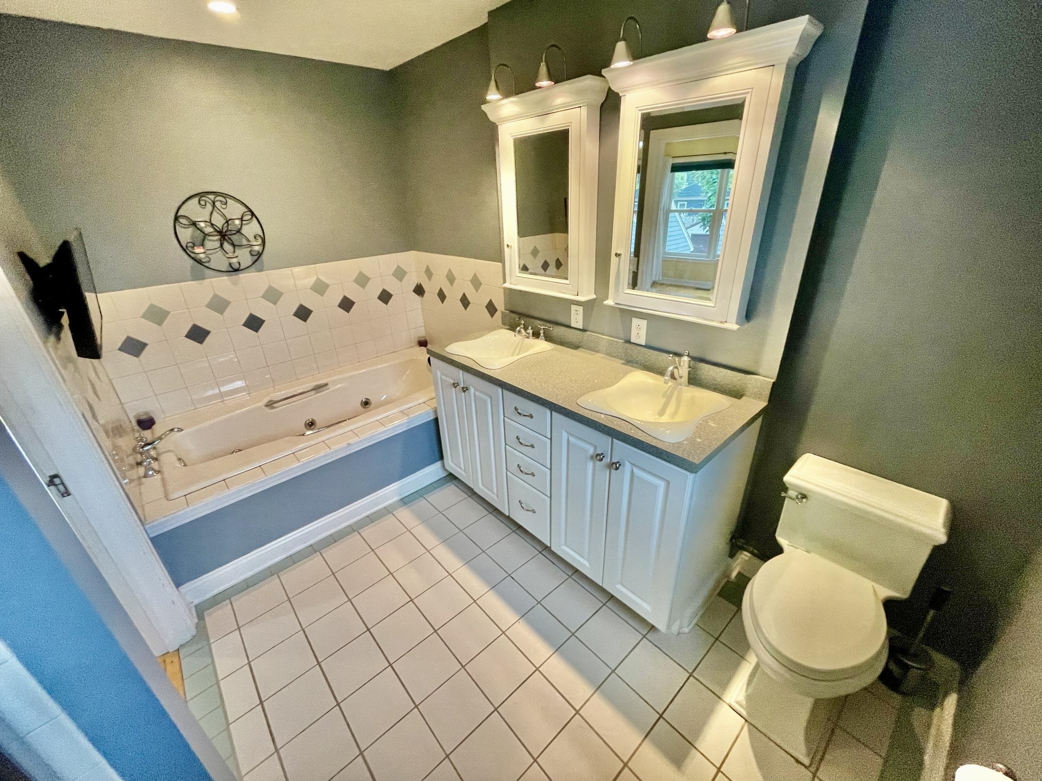 View of Residential at 2714 McKinley Street, Minneapolis MN 55418, Minneapolis (40 of 56) - Mike Wilen | Minnesota Team Real Estate