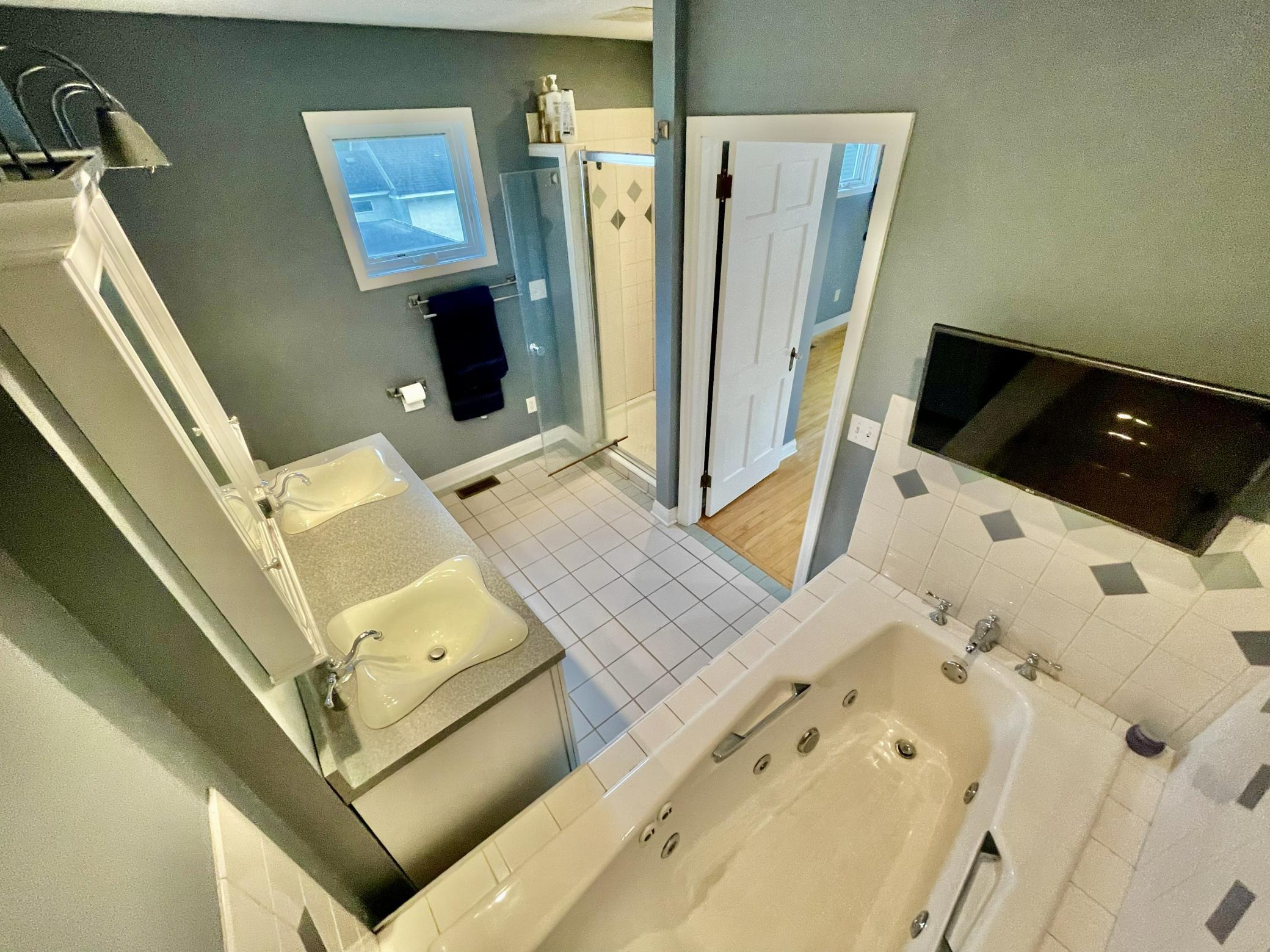 View of Residential at 2714 McKinley Street, Minneapolis MN 55418, Minneapolis (38 of 56) - Mike Wilen | Minnesota Team Real Estate