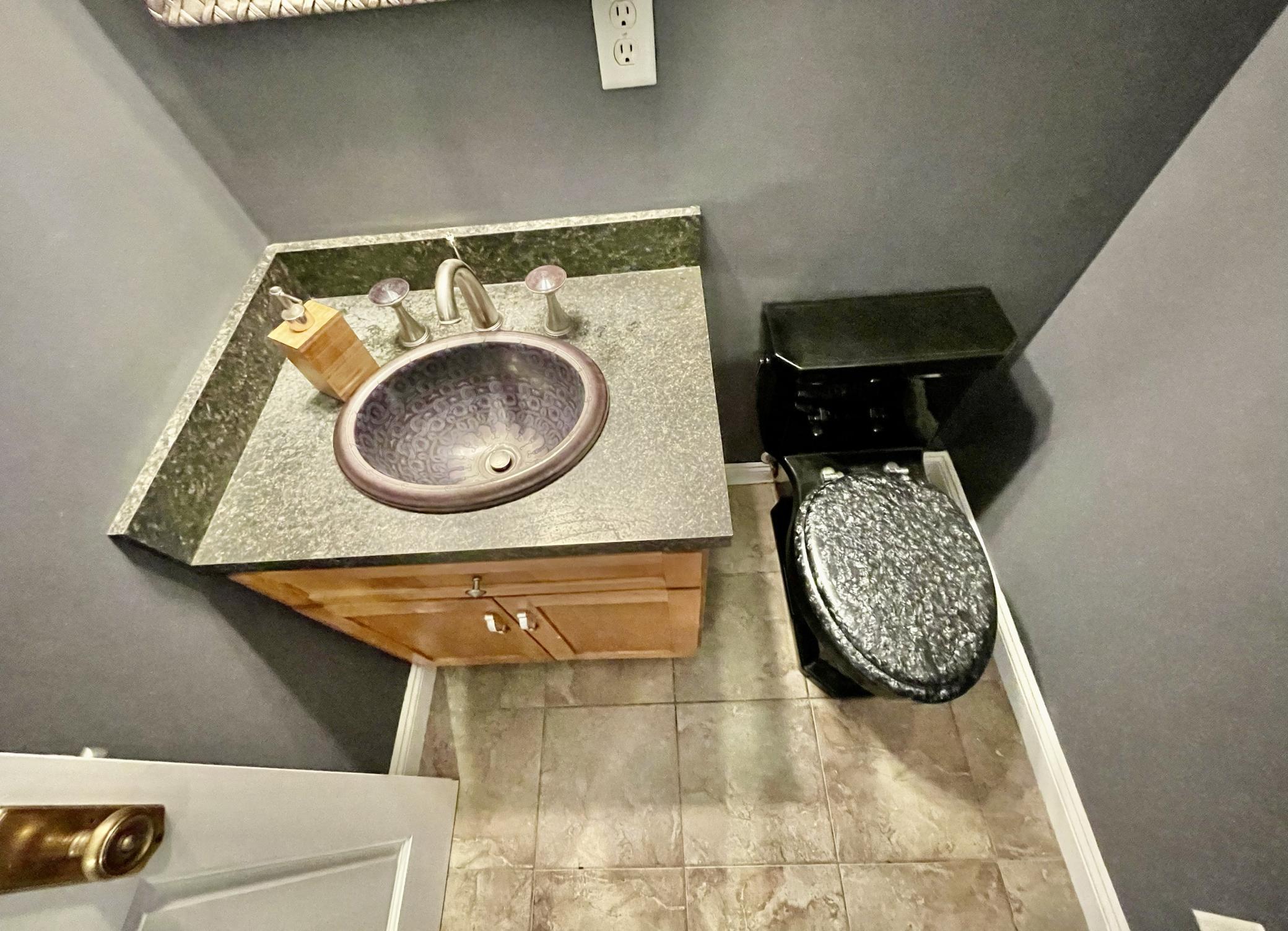 View of Residential at 2714 McKinley Street, Minneapolis MN 55418, Minneapolis (34 of 56) - Mike Wilen | Minnesota Team Real Estate