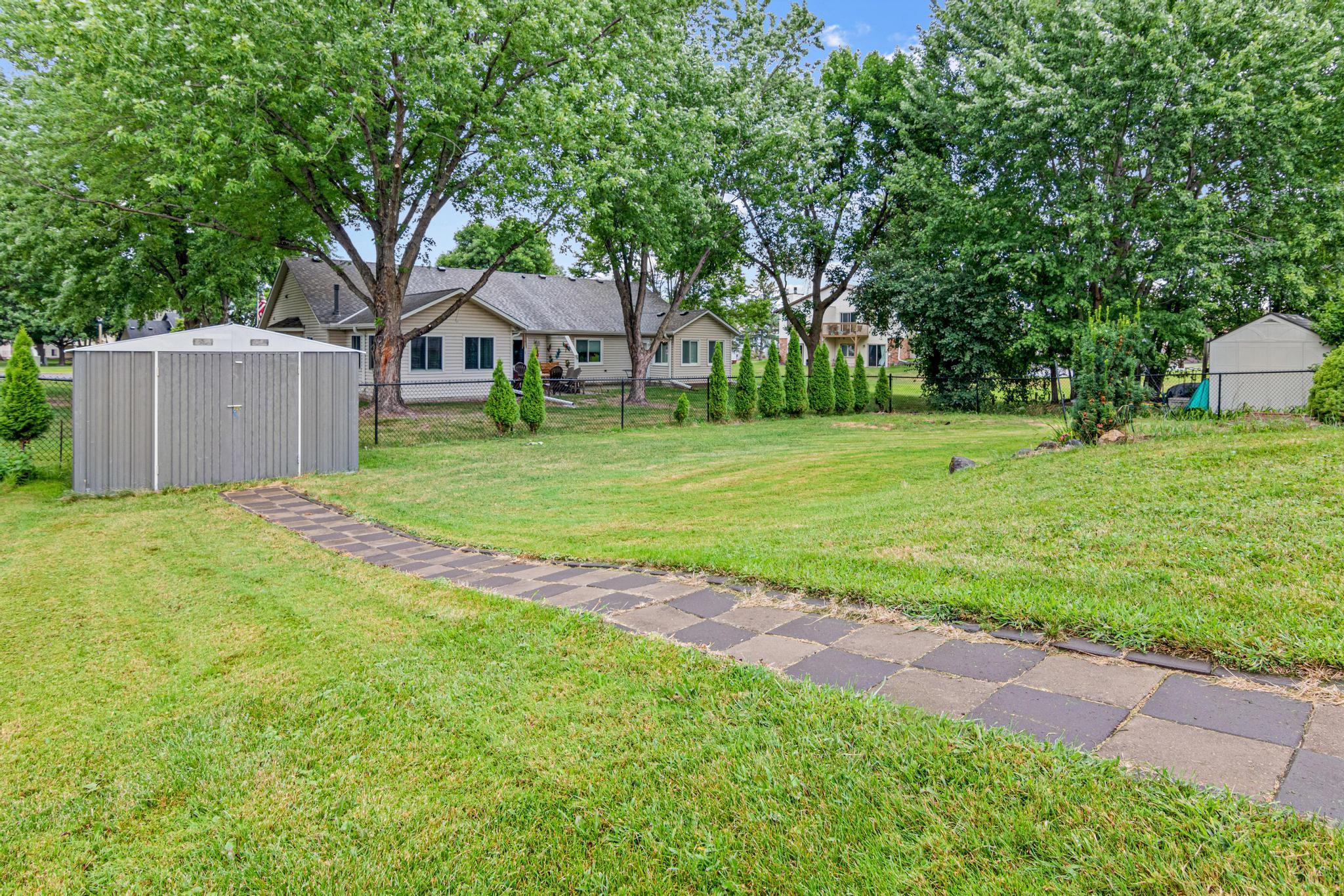 View of Residential at 3749 Goodwin Court, Oakdale MN 55128, Oakdale (36 of 37) - Mike Wilen | Minnesota Team Real Estate