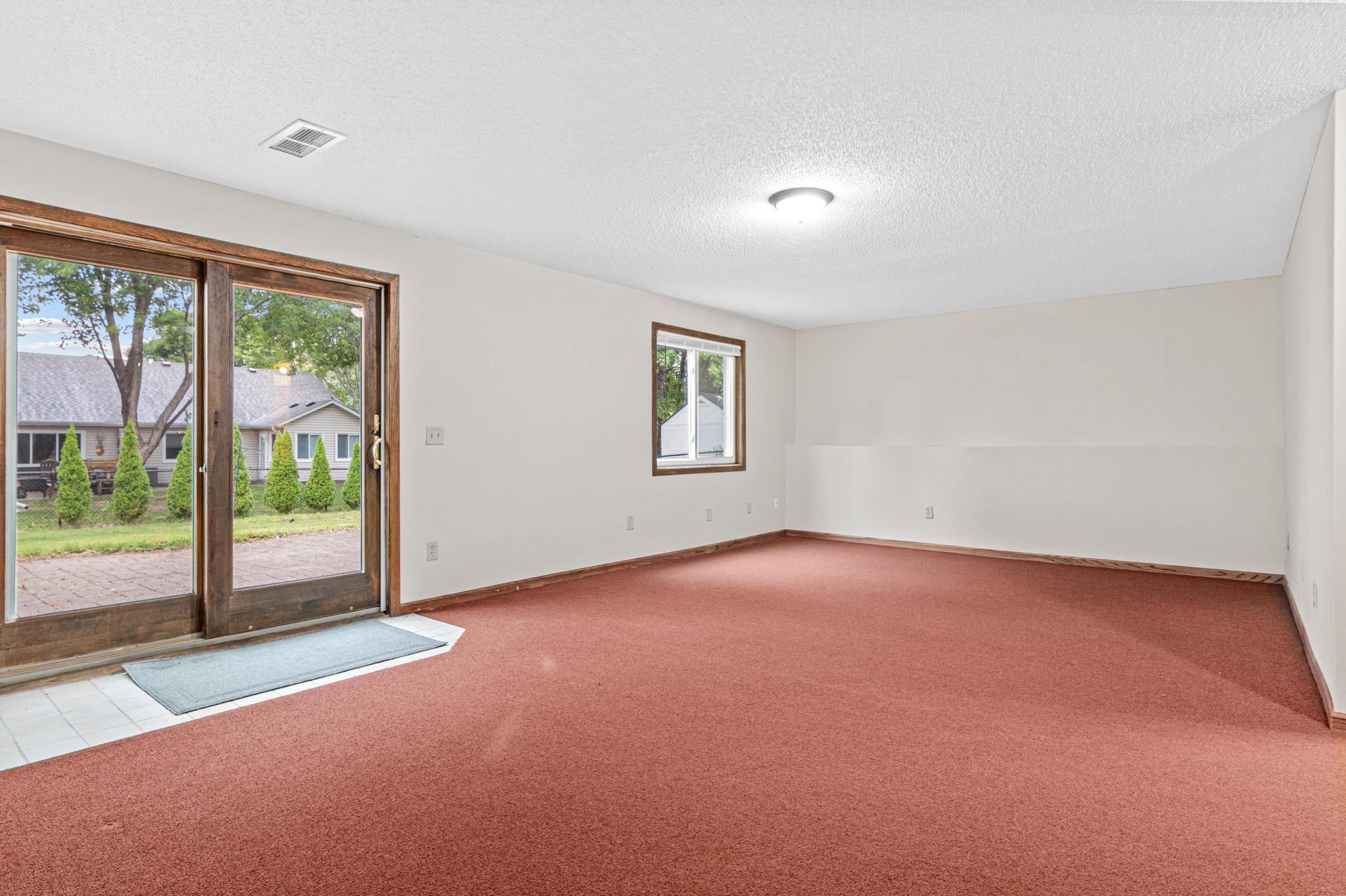View of Residential at 3749 Goodwin Court, Oakdale MN 55128, Oakdale (30 of 37) - Mike Wilen | Minnesota Team Real Estate