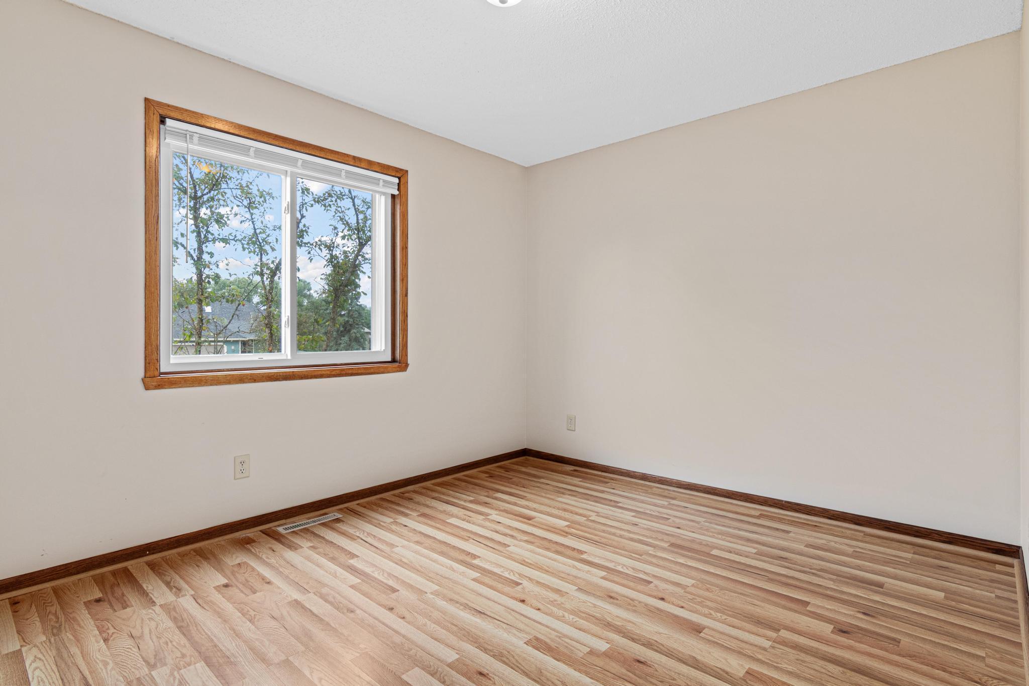 View of Residential at 3749 Goodwin Court, Oakdale MN 55128, Oakdale (24 of 37) - Mike Wilen | Minnesota Team Real Estate
