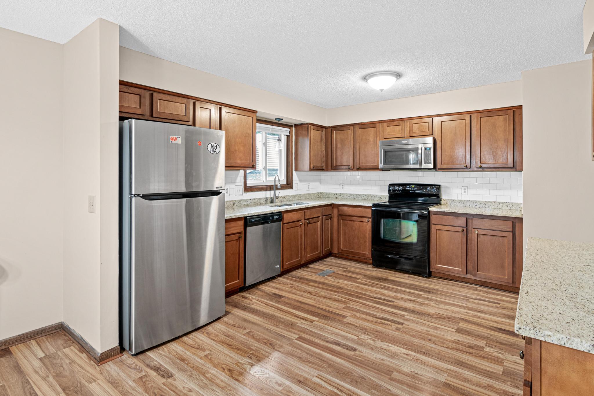 View of Residential at 3749 Goodwin Court, Oakdale MN 55128, Oakdale (11 of 37) - Mike Wilen | Minnesota Team Real Estate