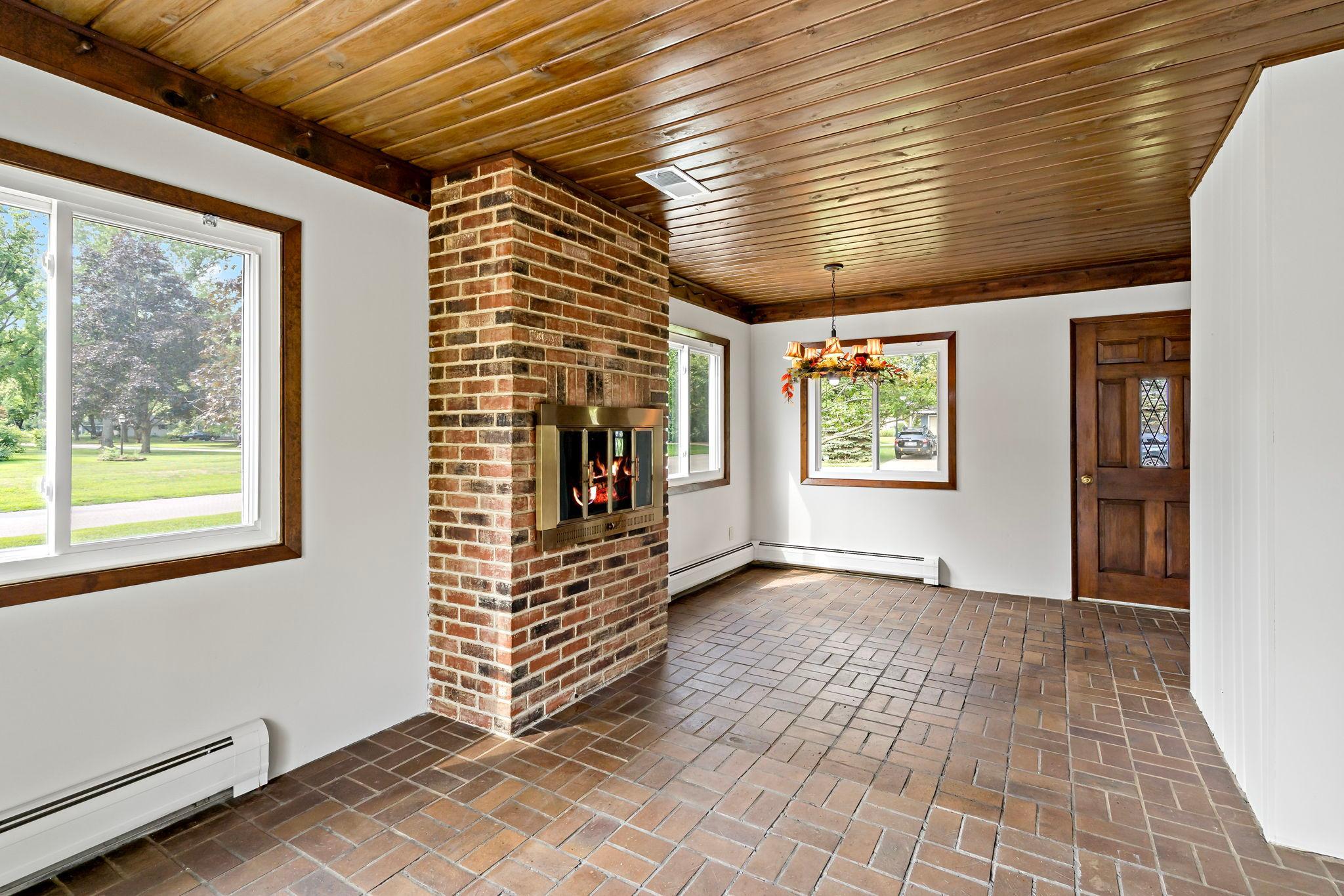 View of Residential at 3567 Leroy Street, Deephaven MN 55391, Deephaven (5 of 37) - Mike Wilen | Minnesota Team Real Estate