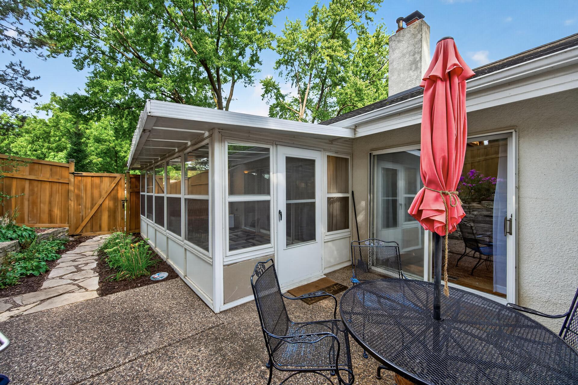 View of Residential at 2420 Simpson Street, Roseville MN 55113, Roseville (48 of 54) - Mike Wilen | Minnesota Team Real Estate