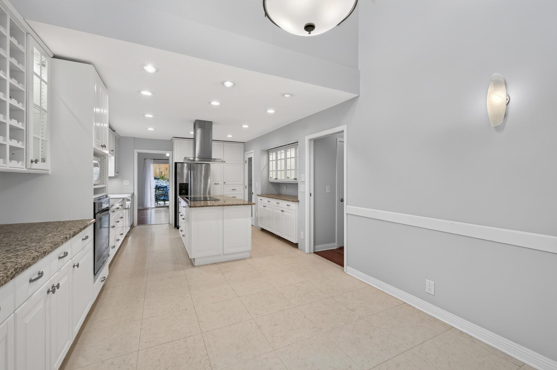 View of Residential at 2420 Simpson Street, Roseville MN 55113, Roseville (18 of 54) - Mike Wilen | Minnesota Team Real Estate