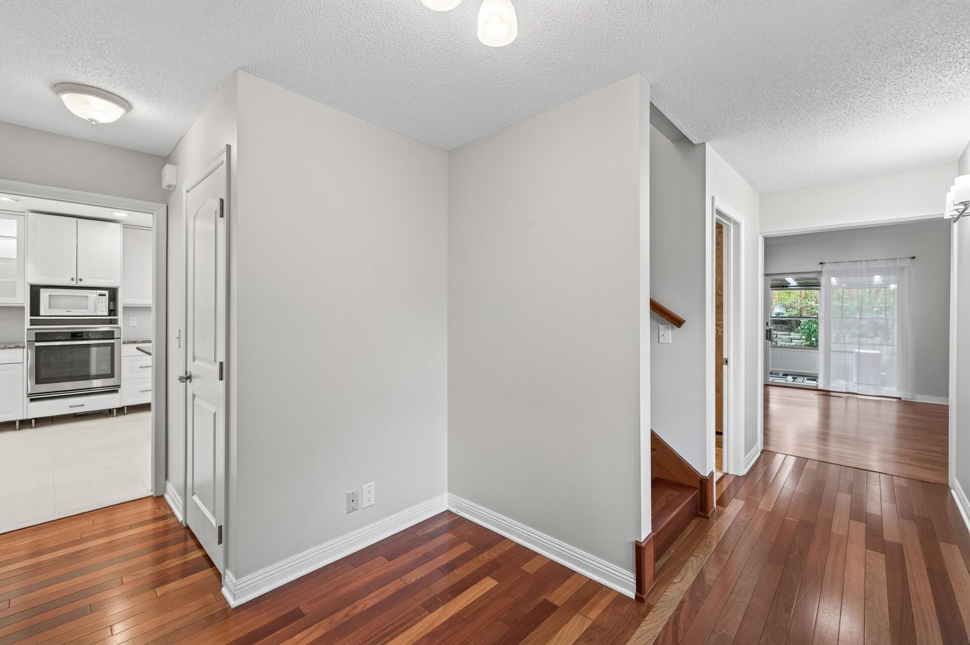 View of Residential at 2420 Simpson Street, Roseville MN 55113, Roseville (5 of 54) - Mike Wilen | Minnesota Team Real Estate