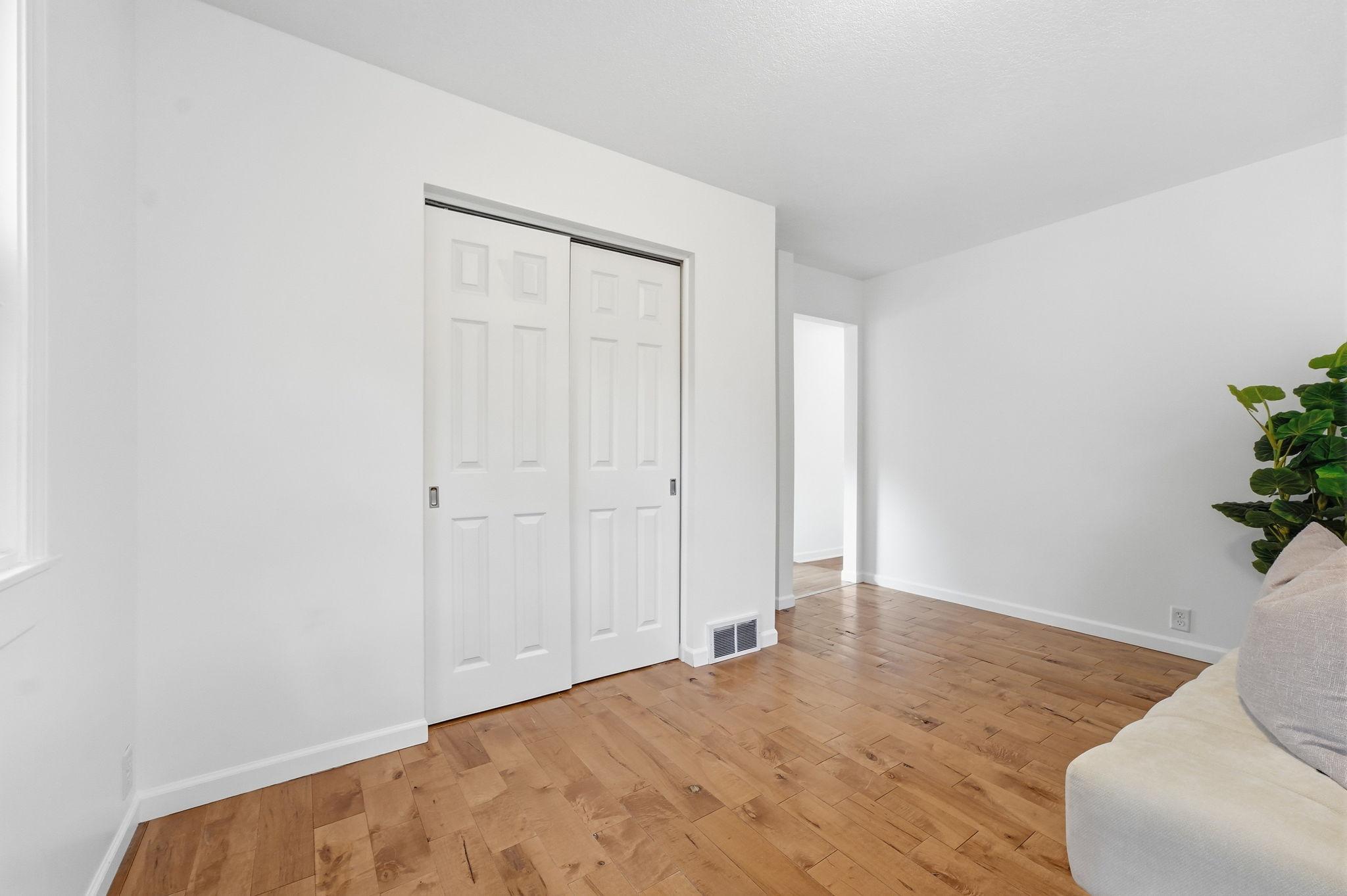 View of Residential at 5724 Hampshire Avenue, Crystal MN 55428, Crystal (31 of 34) - Mike Wilen | Minnesota Team Real Estate