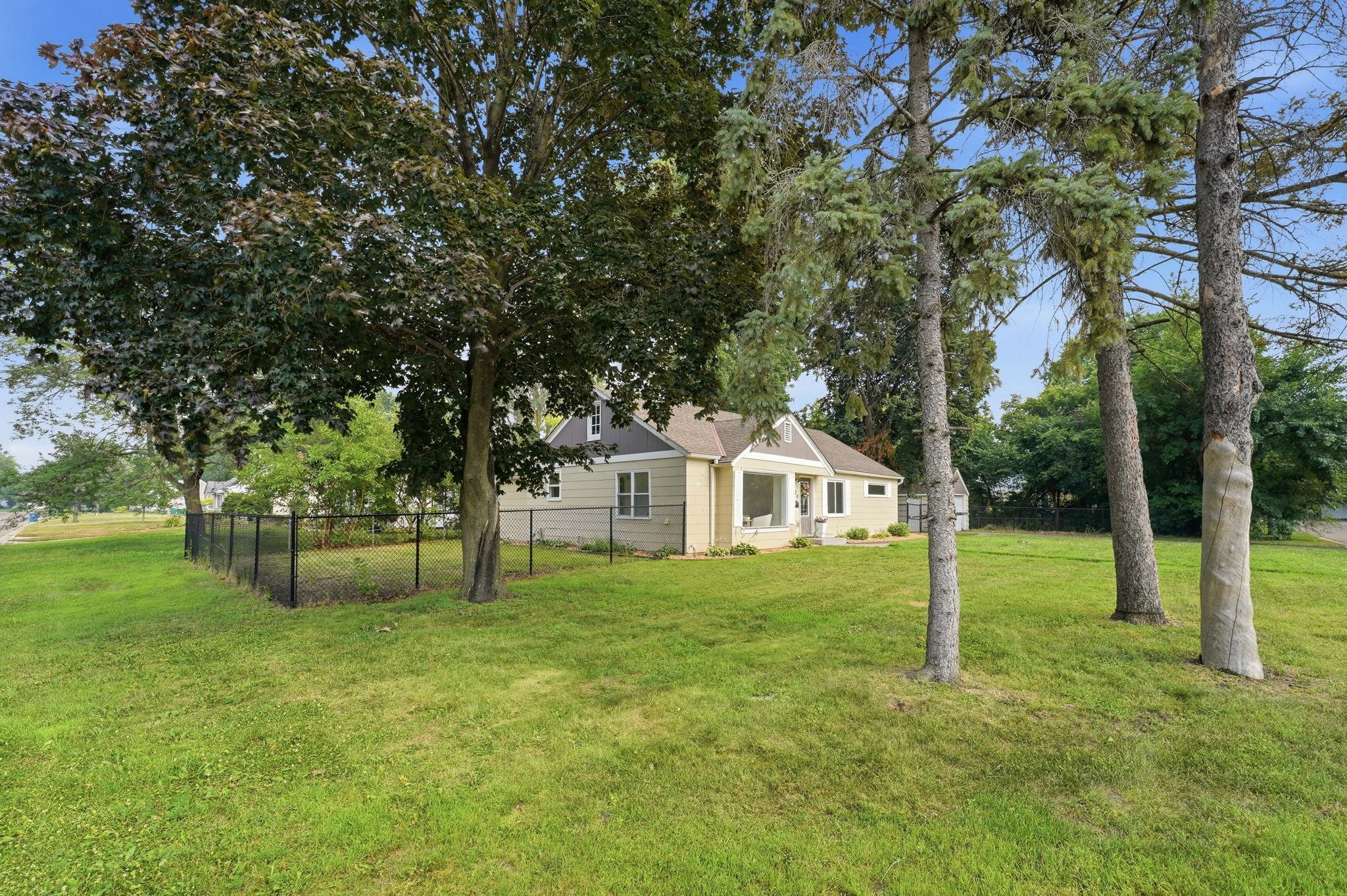 View of Residential at 5724 Hampshire Avenue, Crystal MN 55428, Crystal (34 of 34) - Mike Wilen | Minnesota Team Real Estate