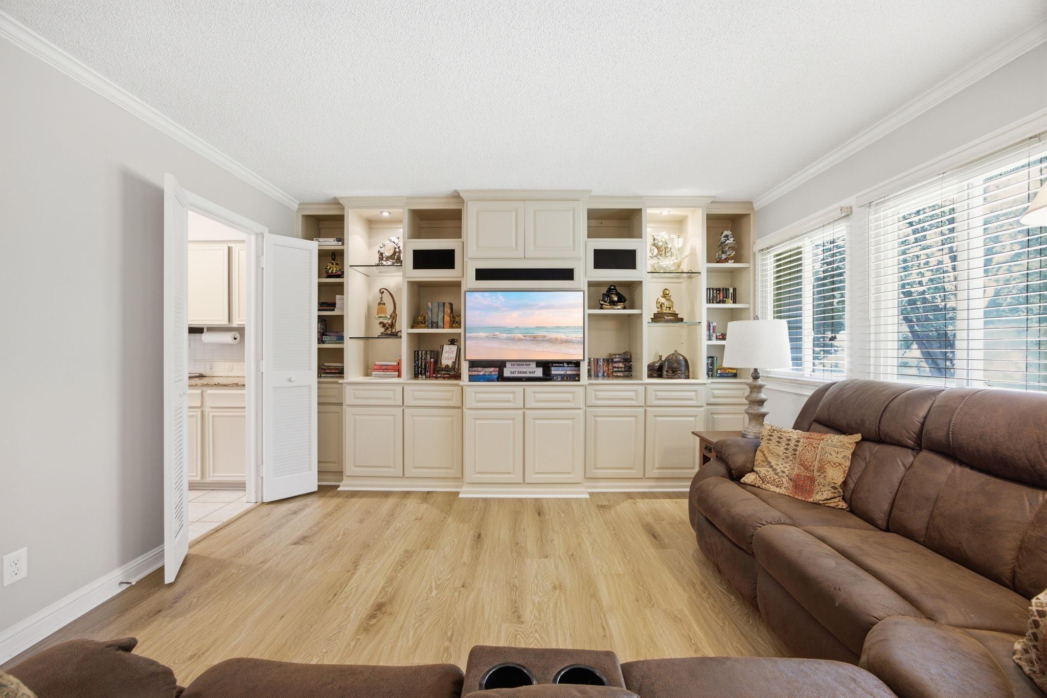 View of Residential at 7093 146th Street, Apple Valley MN 55124, Apple Valley (11 of 27) - Mike Wilen | Minnesota Team Real Estate